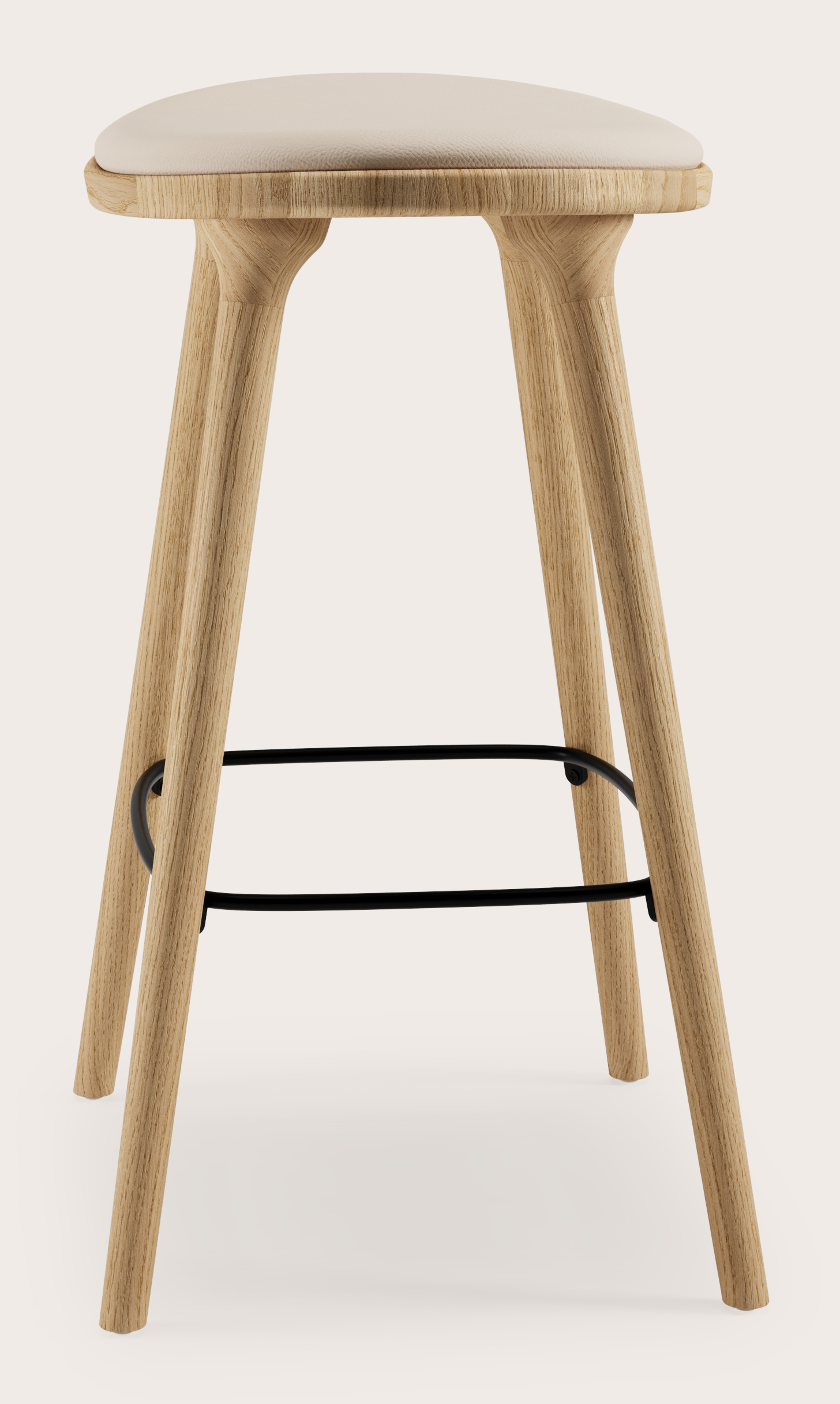 Tabouret de bar basse Olbia en chêne massif naturel avec assise en Cuiro cuir Latte