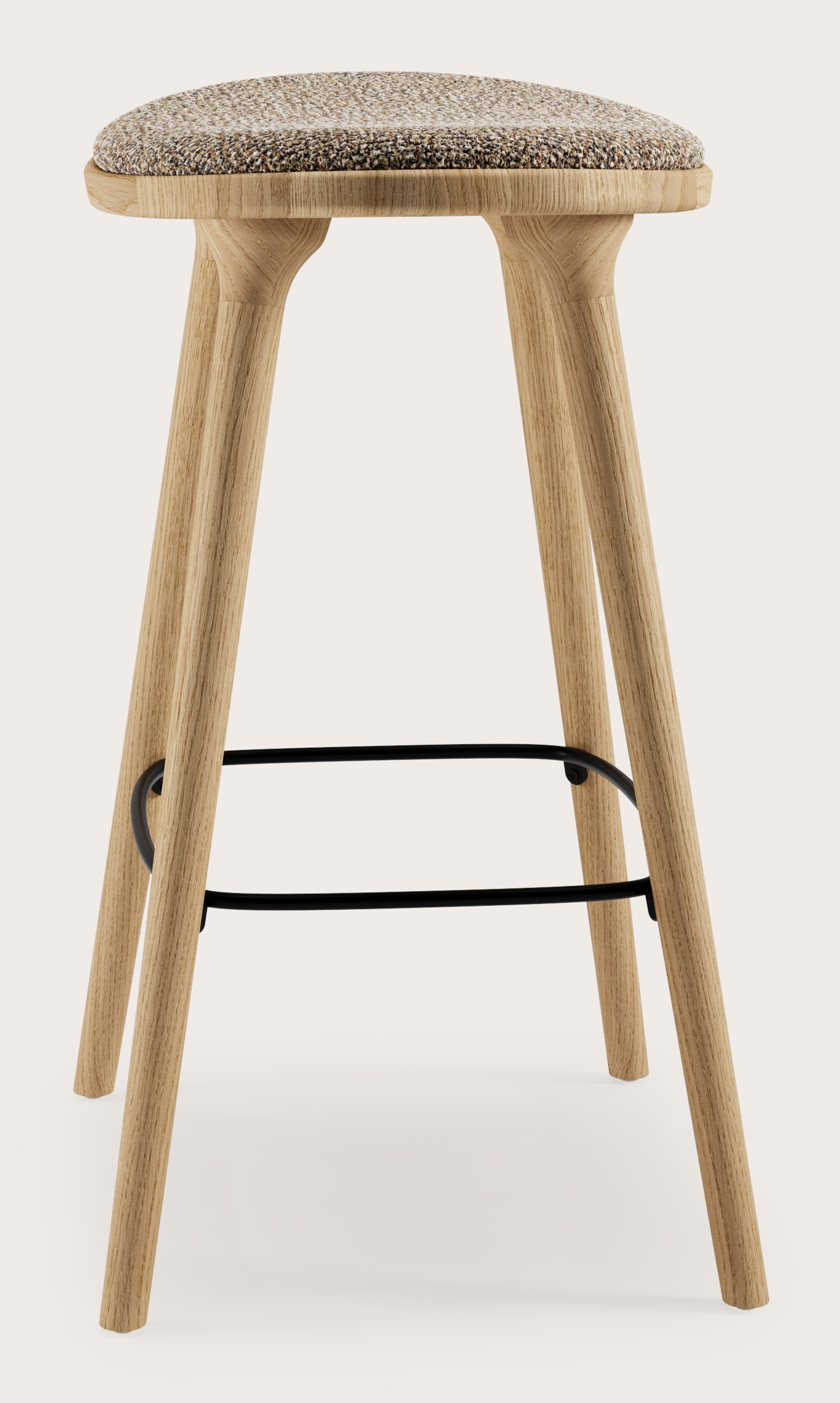 Olbia lage barstoel in massieve natuurkleurige eik met zitting in Fresco stof Wenge