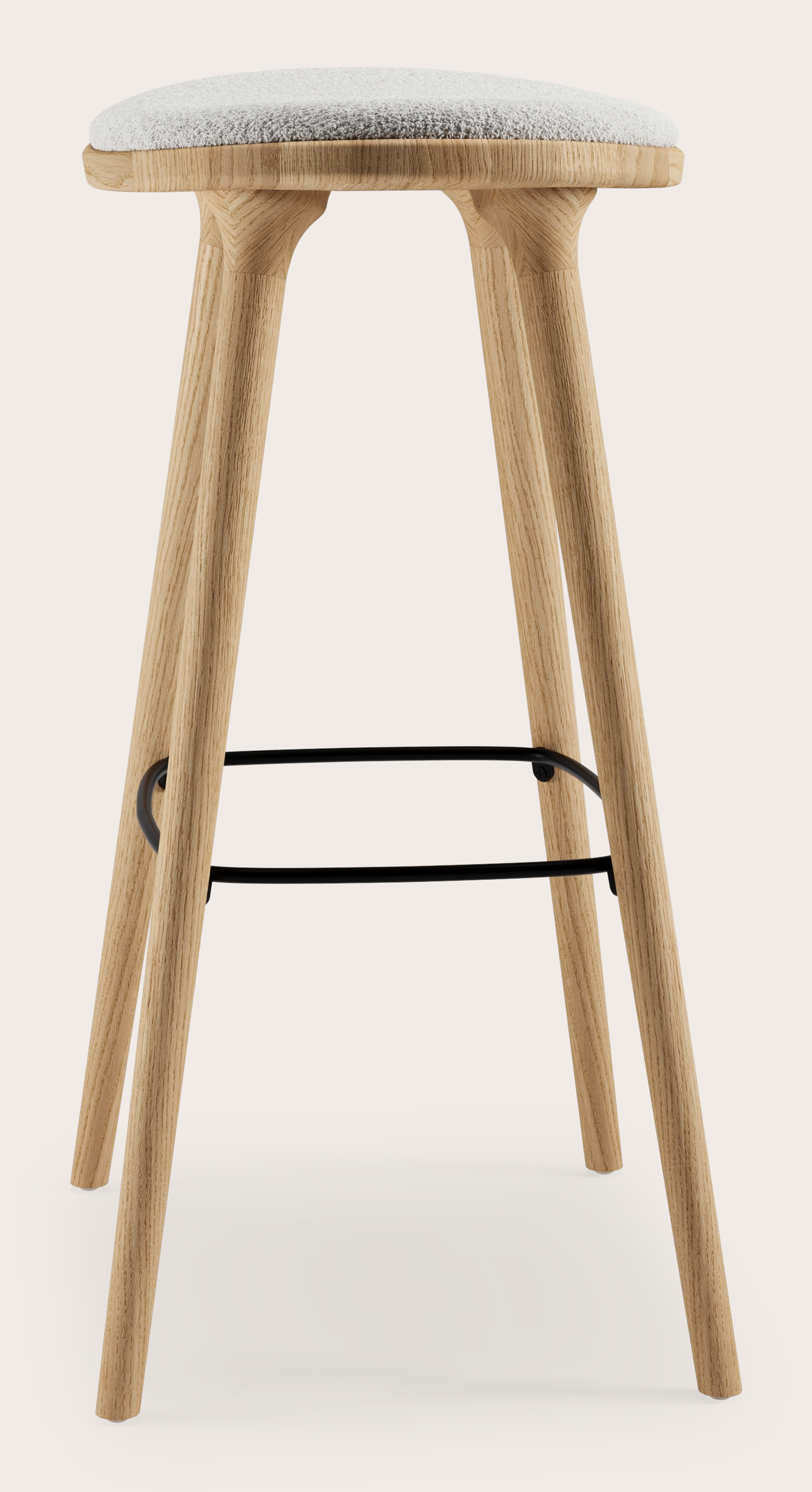 Tabouret de bar haute Olbia en chêne couleur naturelle massif avec assise en Nova tissu Lunar