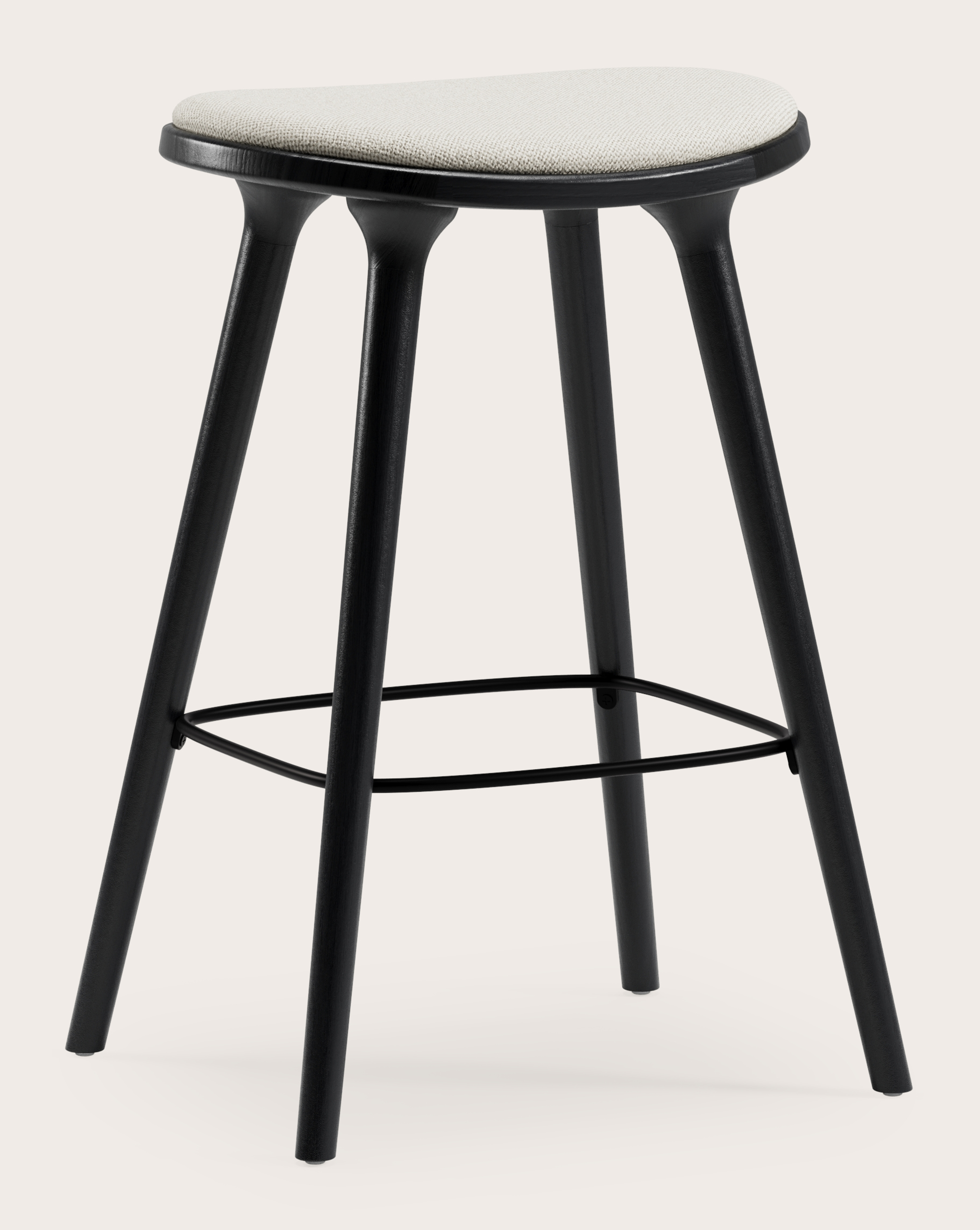 Tabouret de bar basse Olbia en chêne noir massif avec assise en Brio tissu Linen