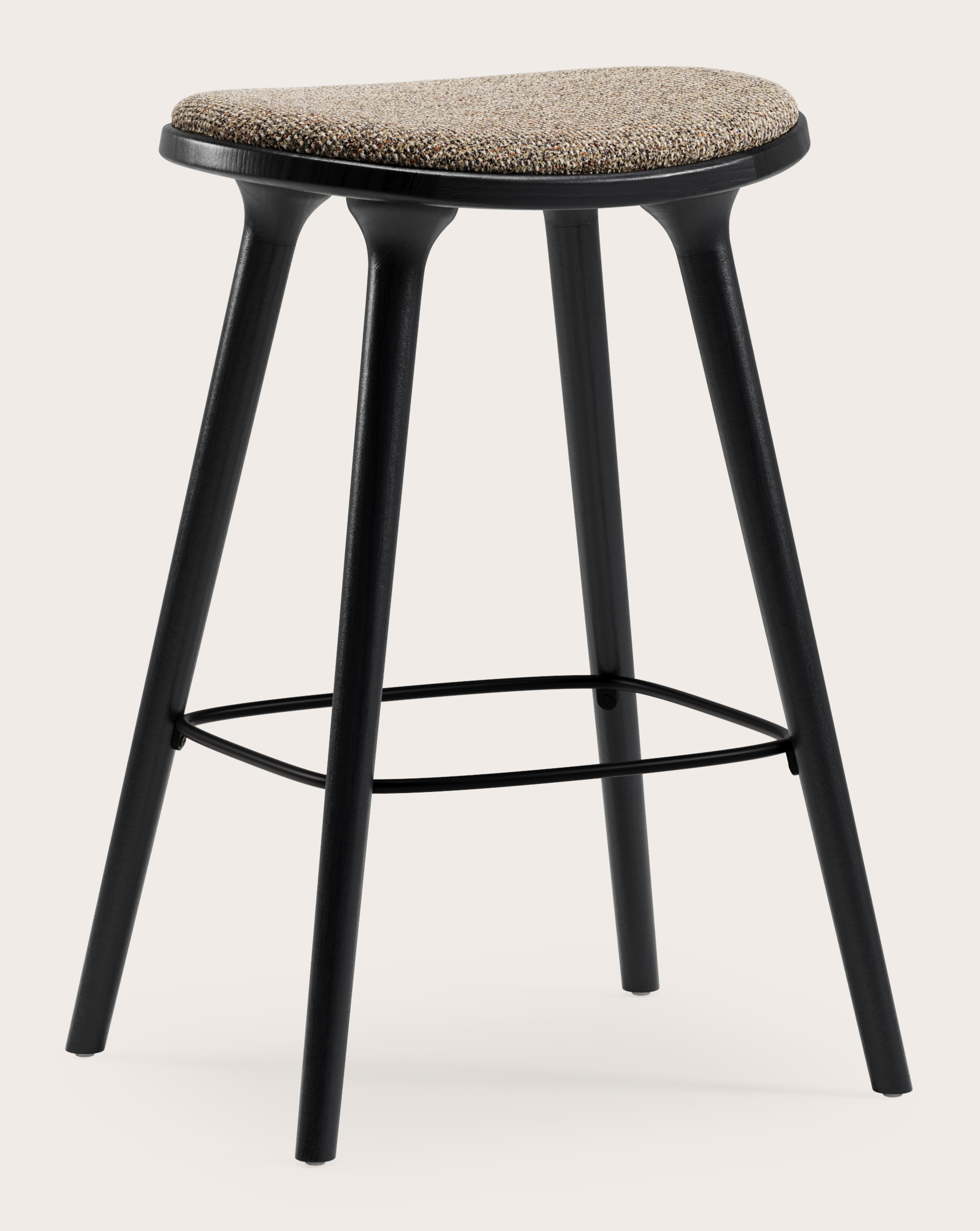 Tabouret de bar basse Olbia en chêne noir massif avec assise en Fresco tissu Wenge