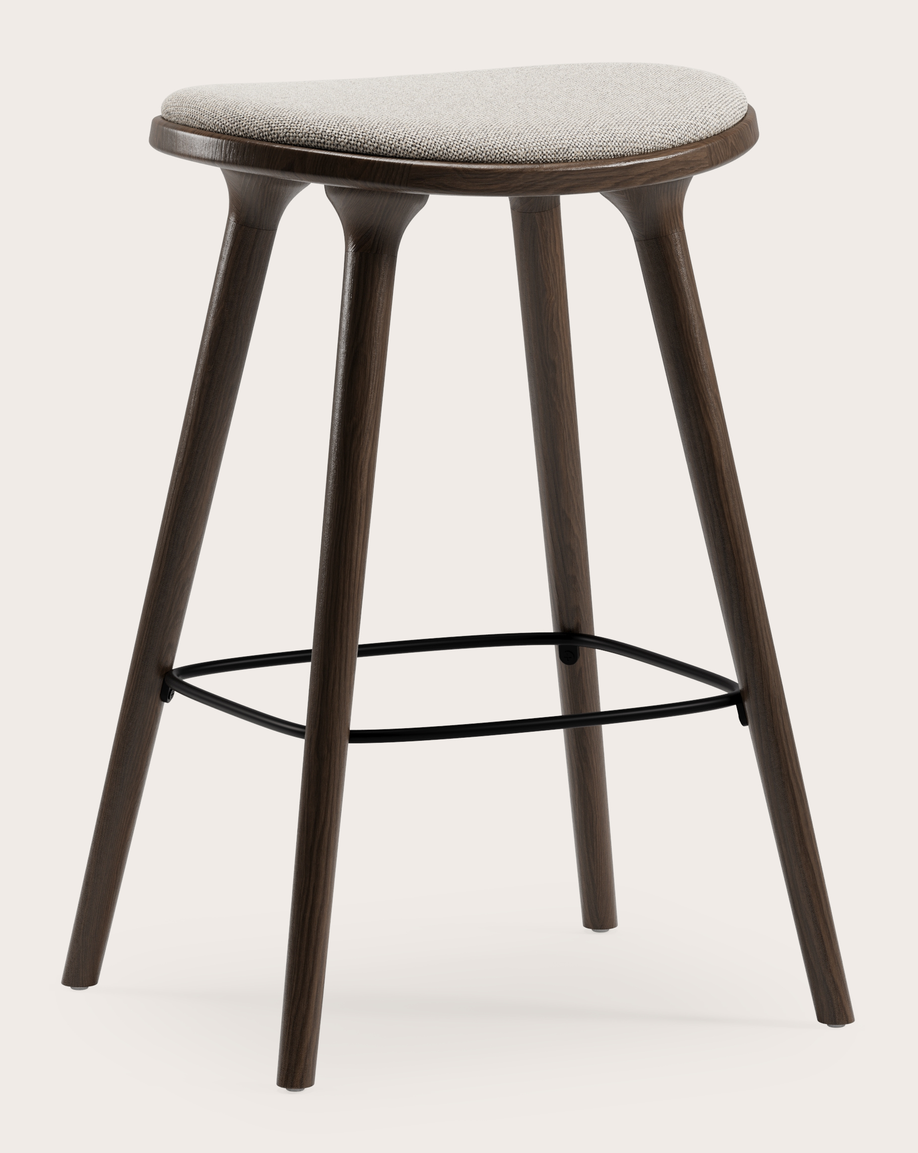 Tabouret de bar basse Olbia en chêne massif fumé avec assise en Brio tissu Natural