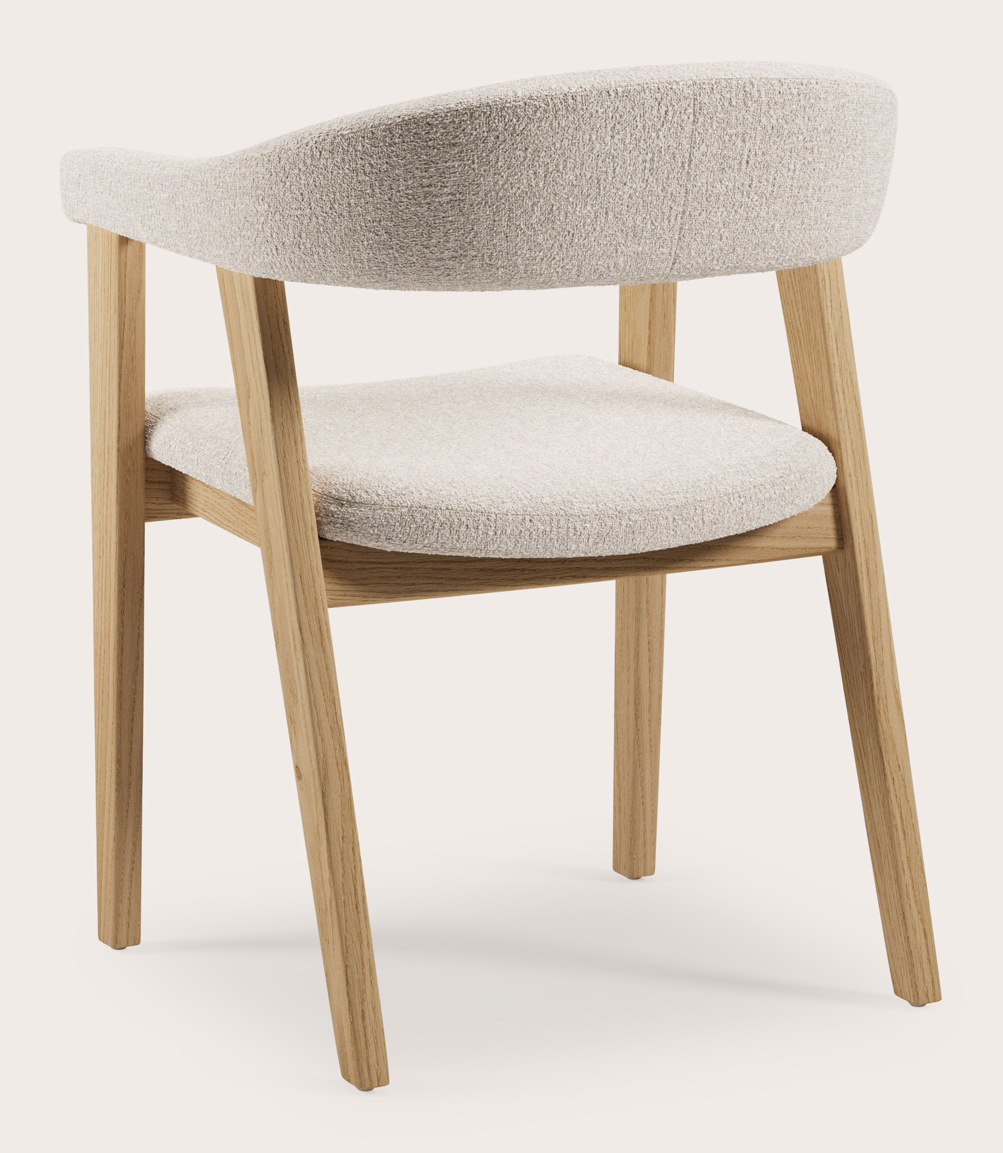Gubbio armstoel in Stanza stof Natural met stoelpoot in natuurkleurige eik