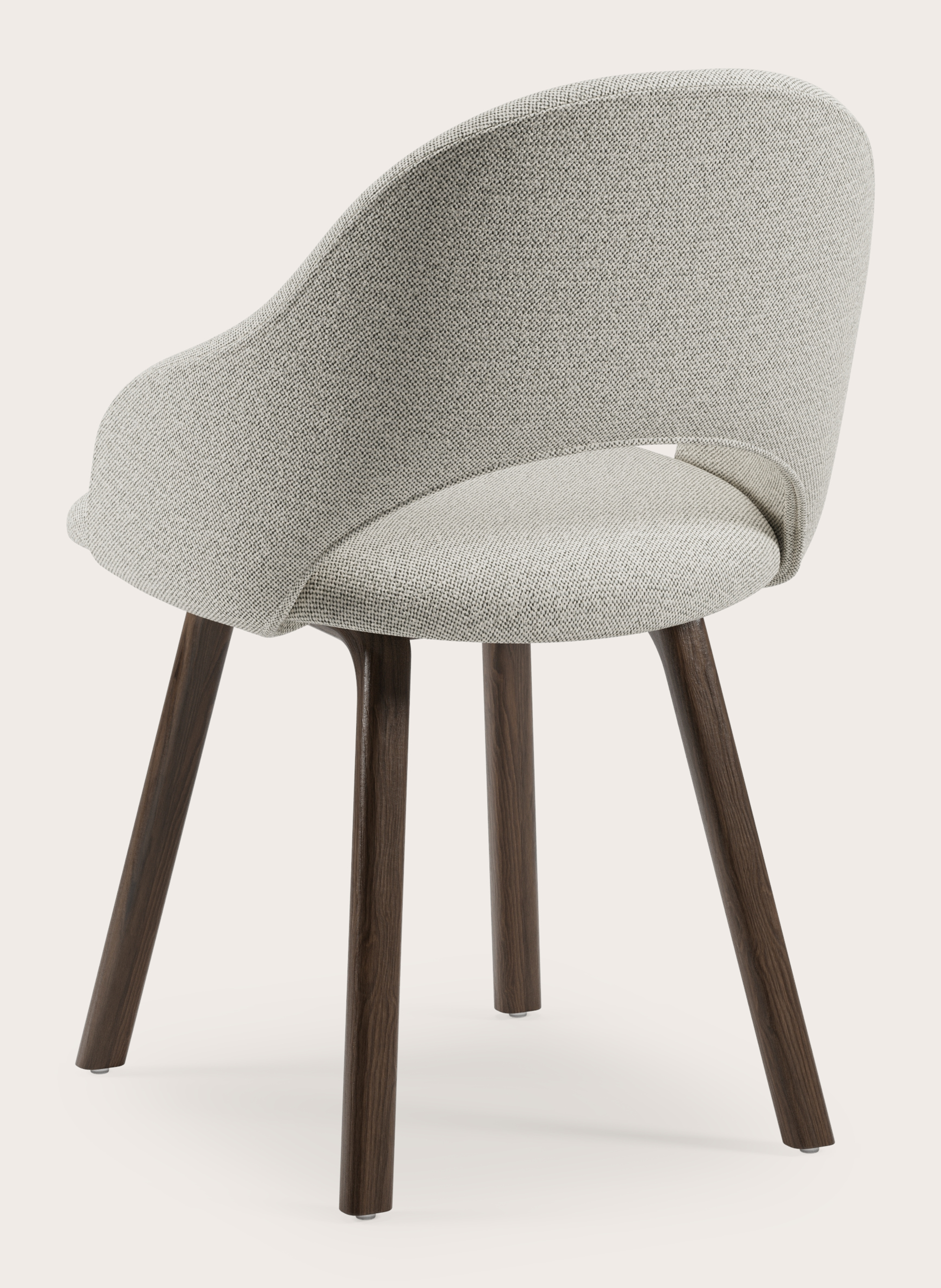 Fauteuil Gaudio en Brio tissu Light Grey avec pied de chaise en chêne fumé