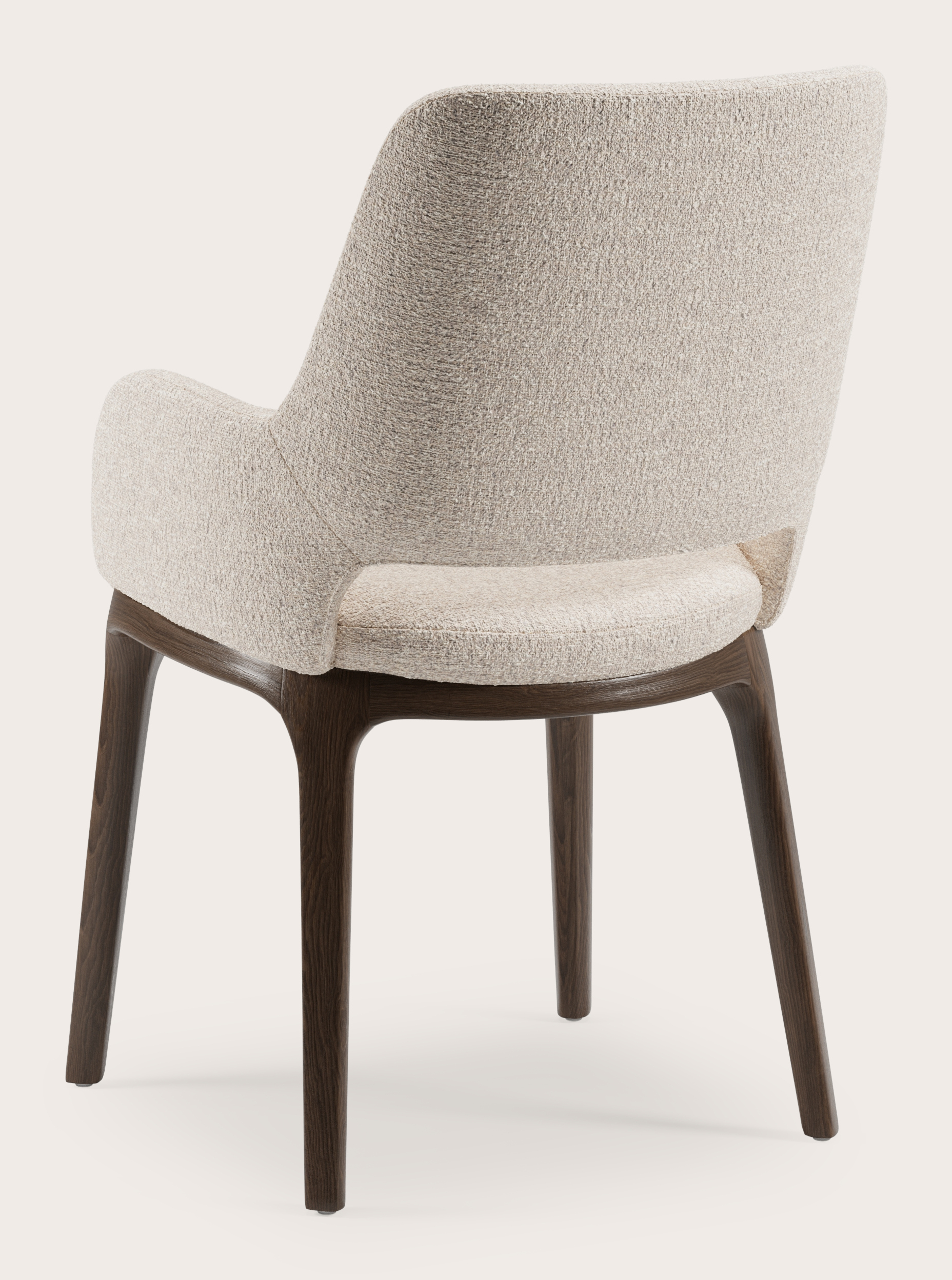 Fauteuil Giulio en Stanza tissu Natural avec pied de chaise en chêne fumé