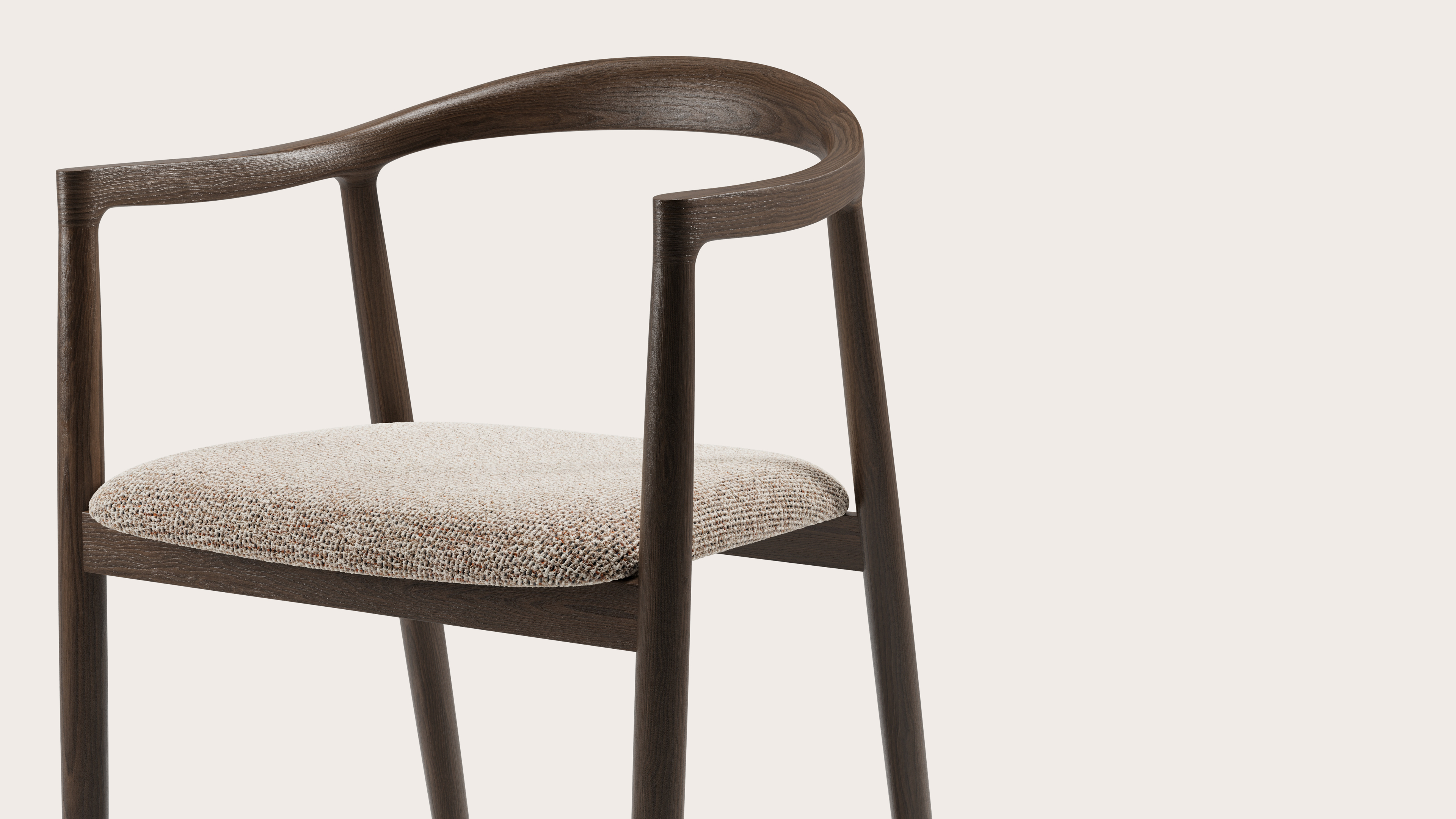 Fauteuil Noto en chêne fumé avec assise en Fresco tissu Caramel