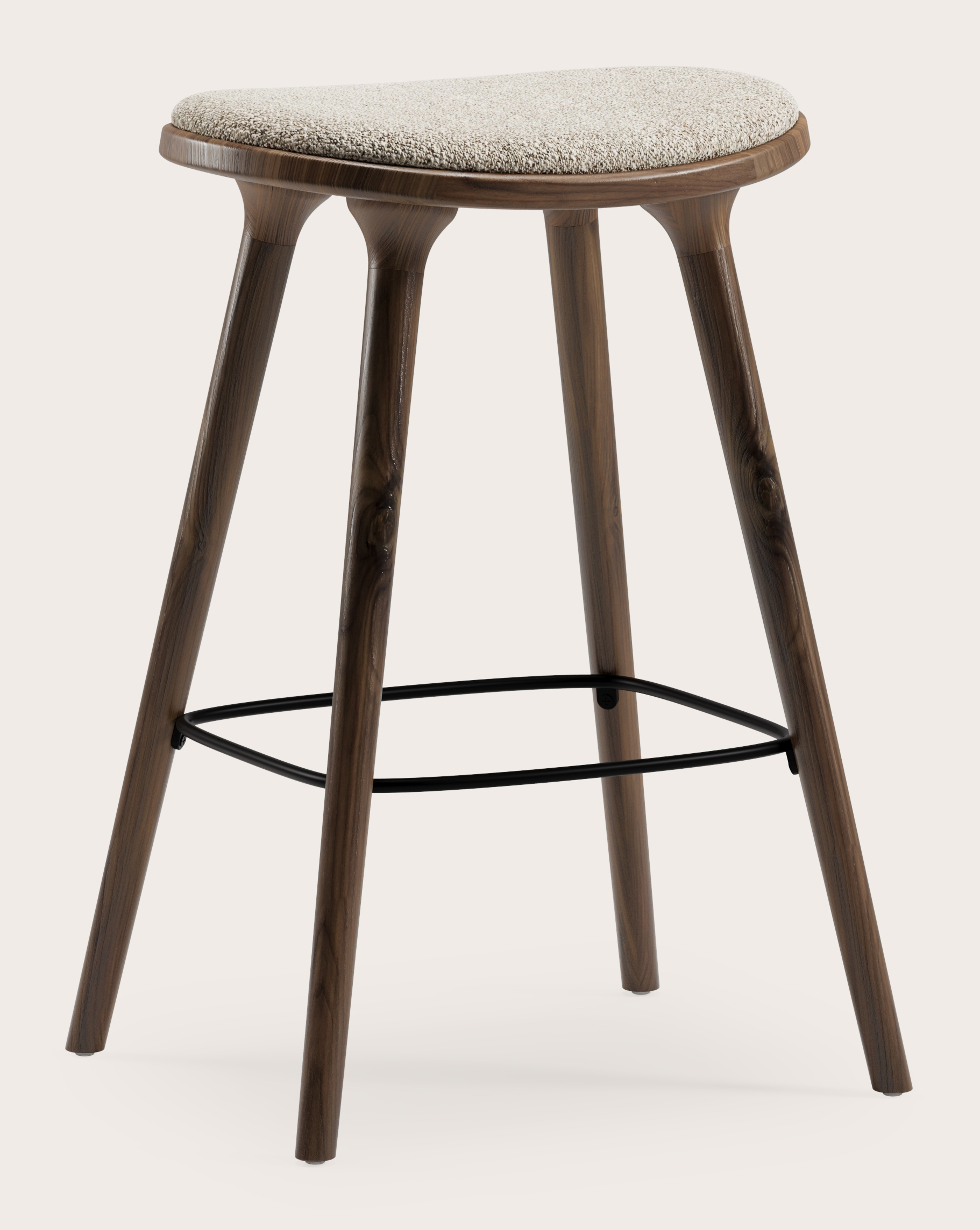 Tabouret de bar basse Olbia en noyer massif avec assise en Stanza tissu Light Taupe