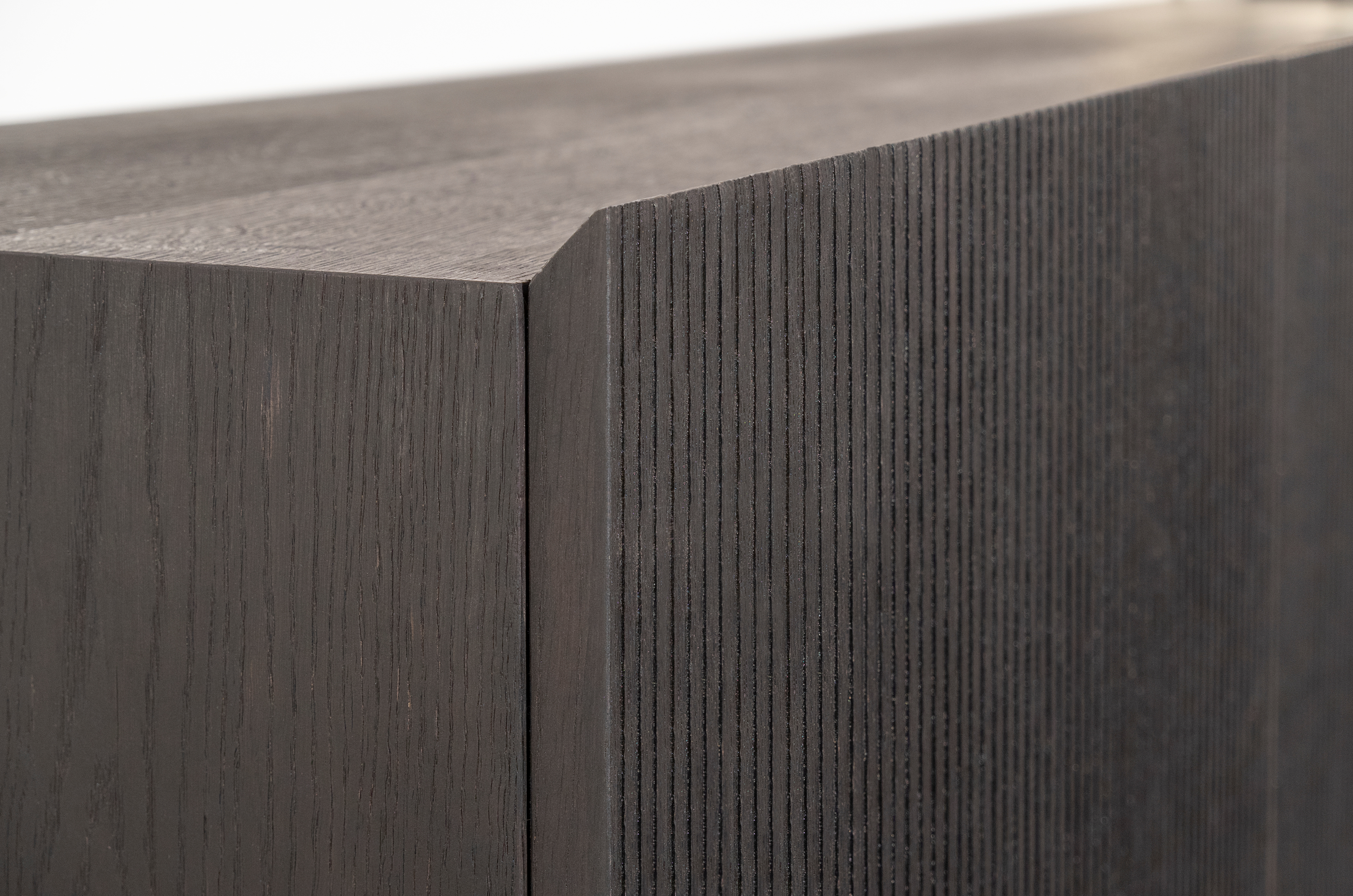 Buffet Grivolo en chêne noir 183 x 45 cm