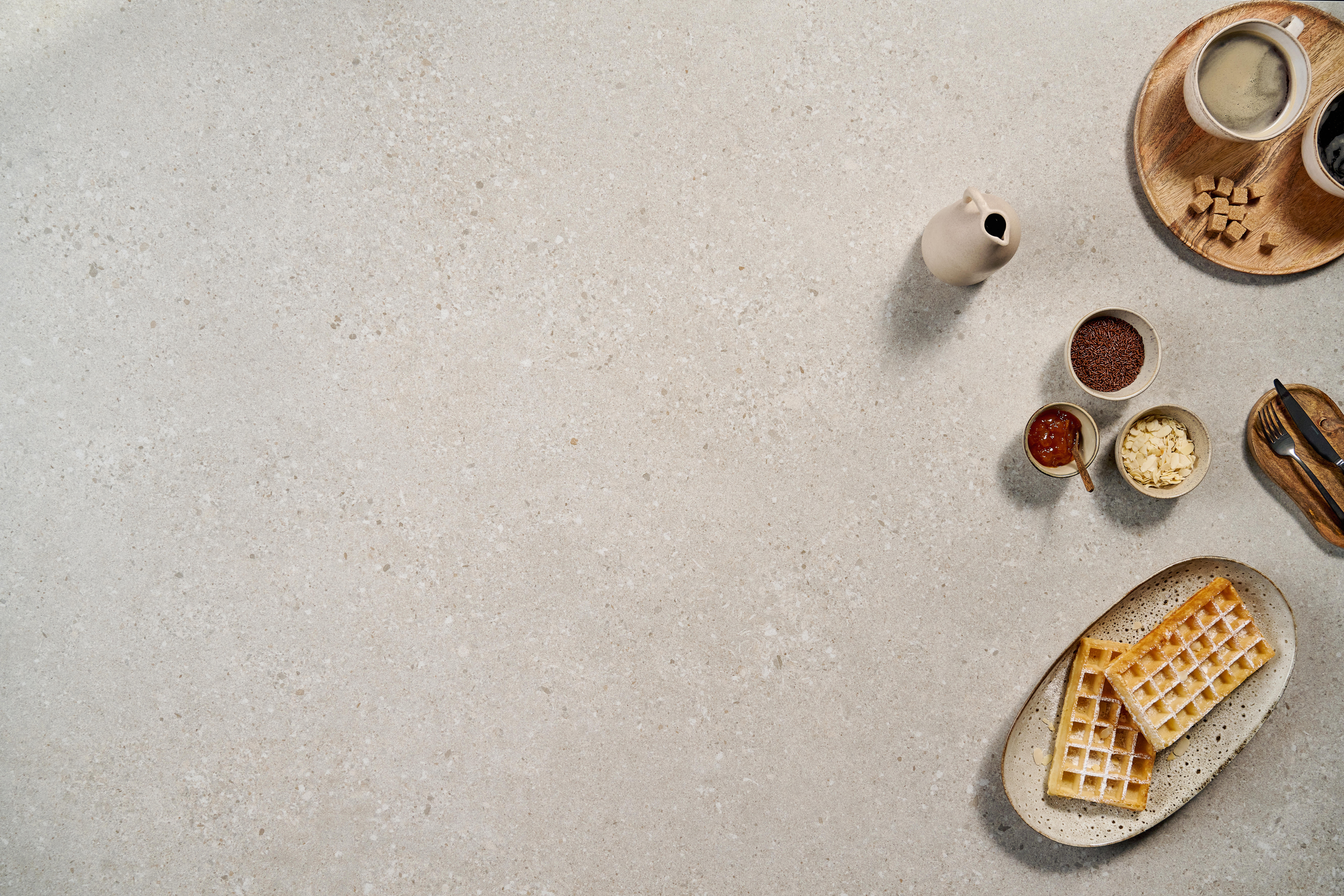 Salontafel Marzo onderstel zwart metaal met Ceramo blad keramiek in kleur Shilin