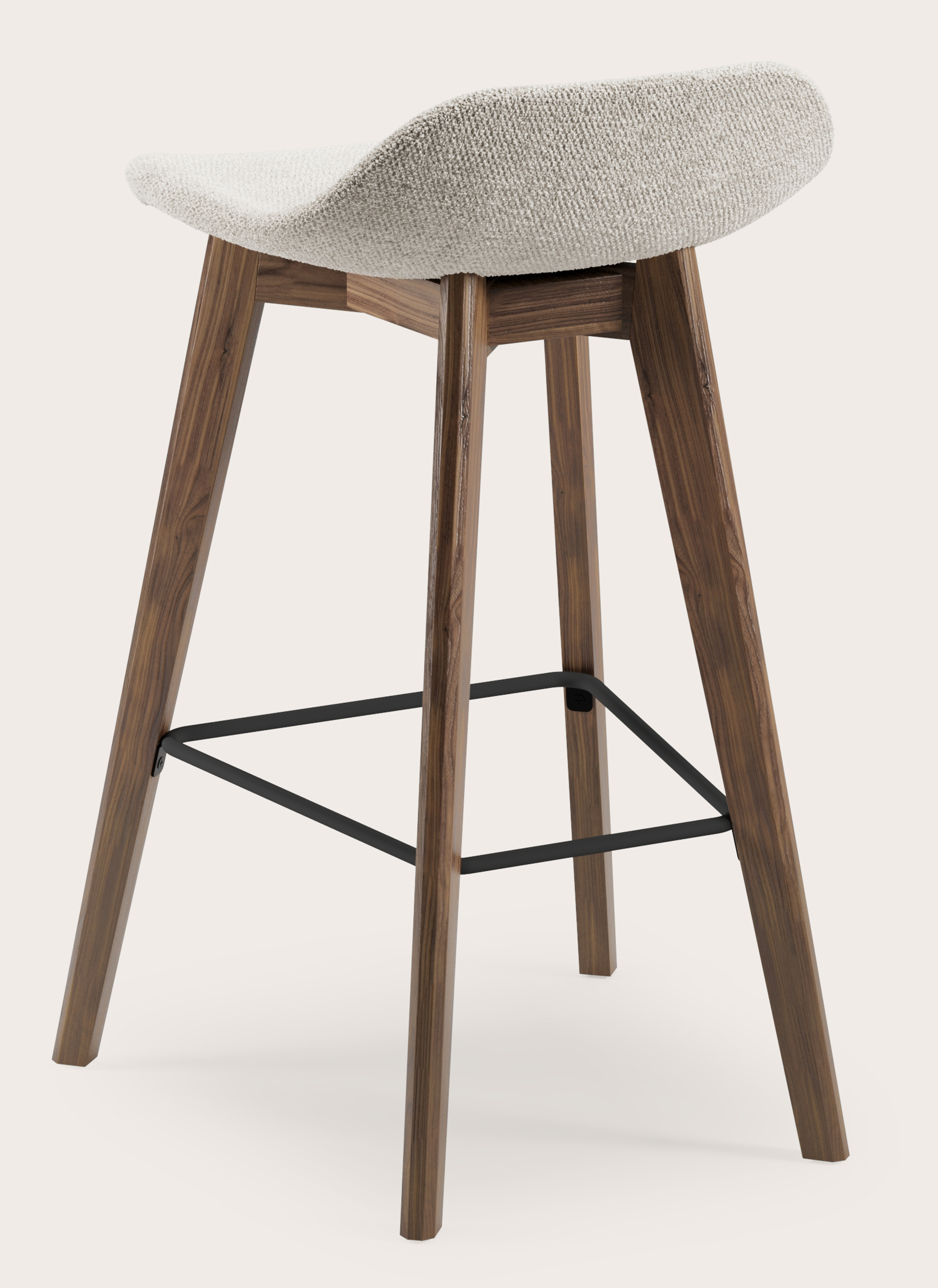 Vasco tabouret de bar basse en noyer avec assise en Molto tissu Almond