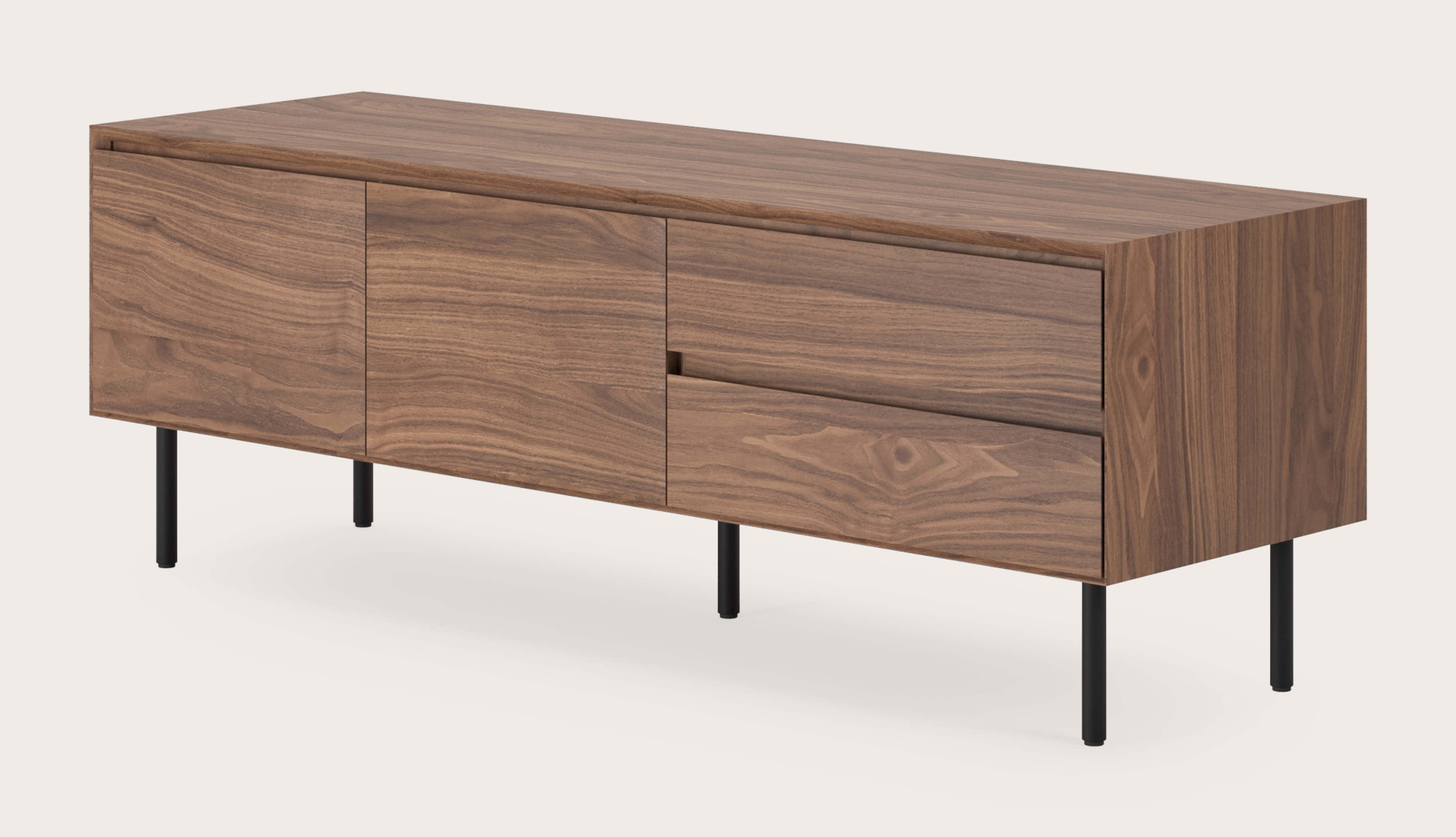 Arno tv-meubel in walnoot met ronde poten 150 x 45 cm