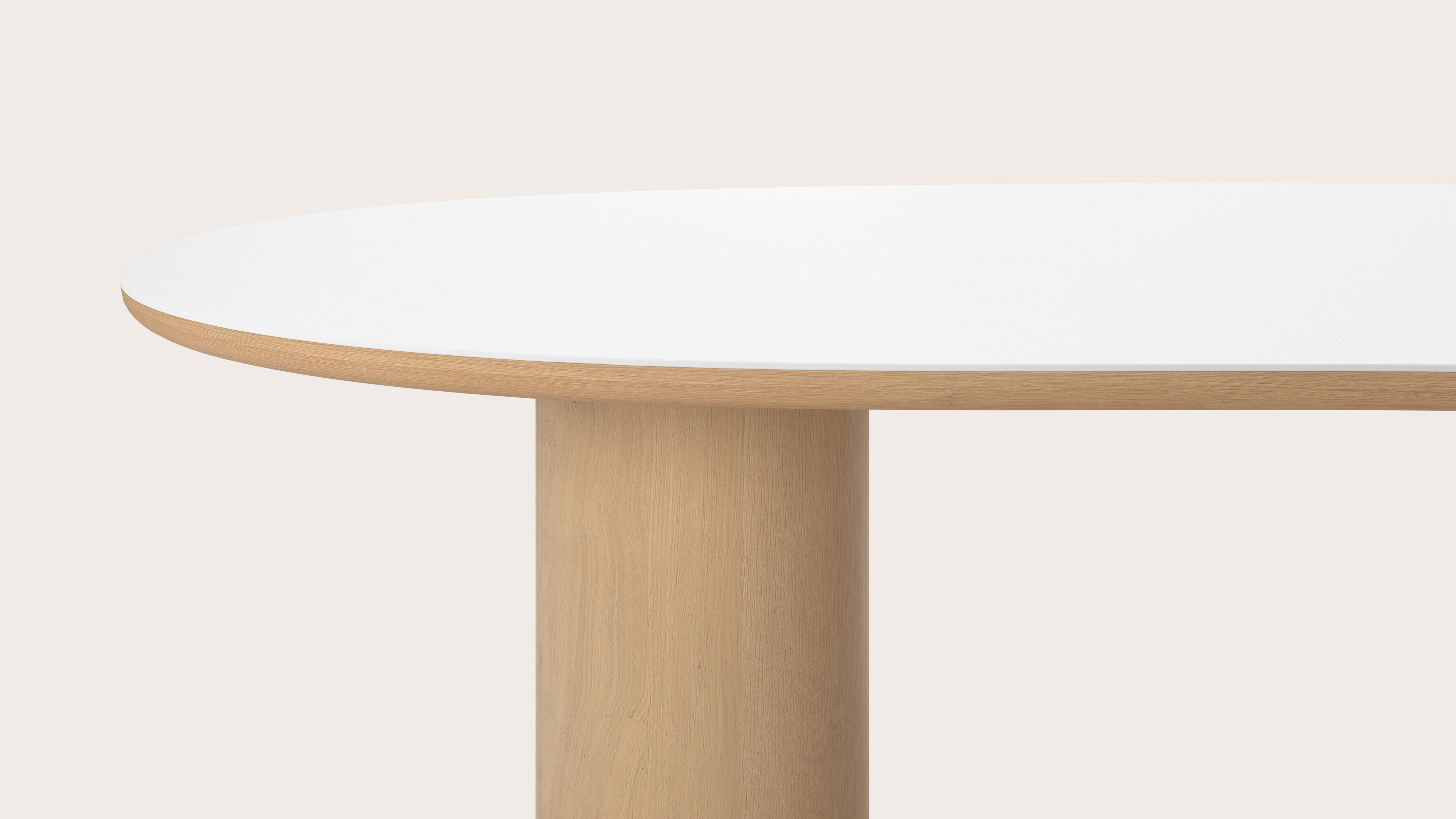 Eettafel Amato Rondo onderstel in natuurkleurige eik met Blobvormig volkeramisch Ceramo blad in kleur Arctic White 300 x 122 x 77 cm