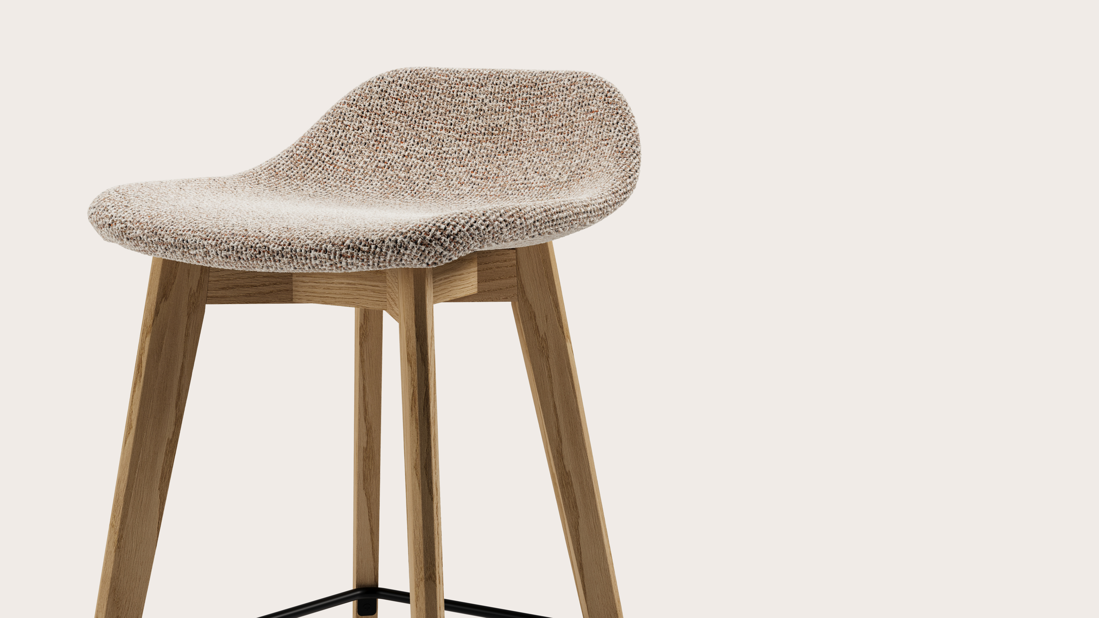 Vasco tabouret de bar haute chêne couleur naturelle avec assise en Fresco tissu Caramel