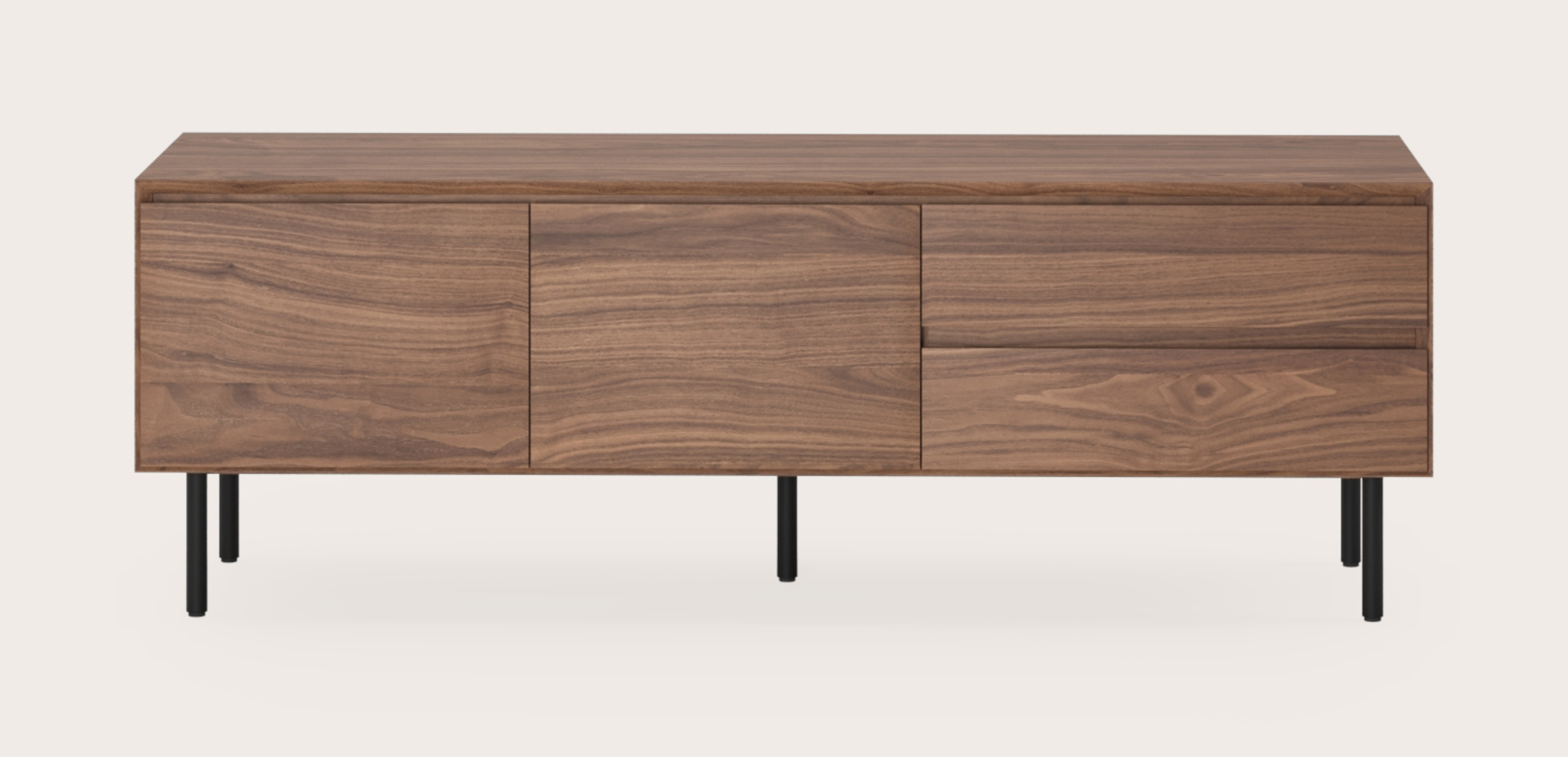 Arno tv-meubel in walnoot met ronde poten 150 x 45 cm