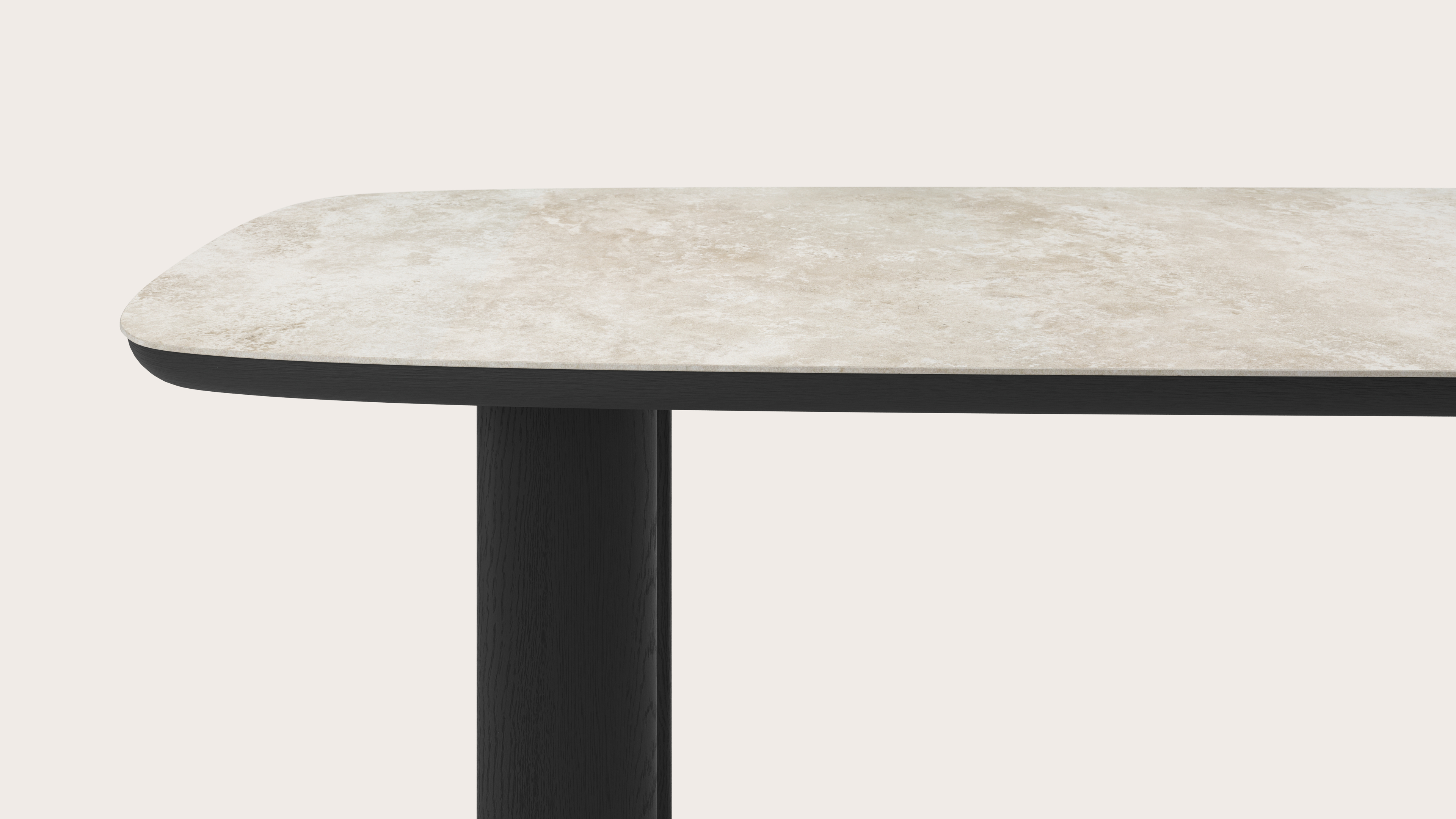 Eettafel Amato Ellipso onderstel in zwarte eik met bootvormig volkeramisch Ceramo blad in kleur Rapolano 260 x 110 x 76 cm