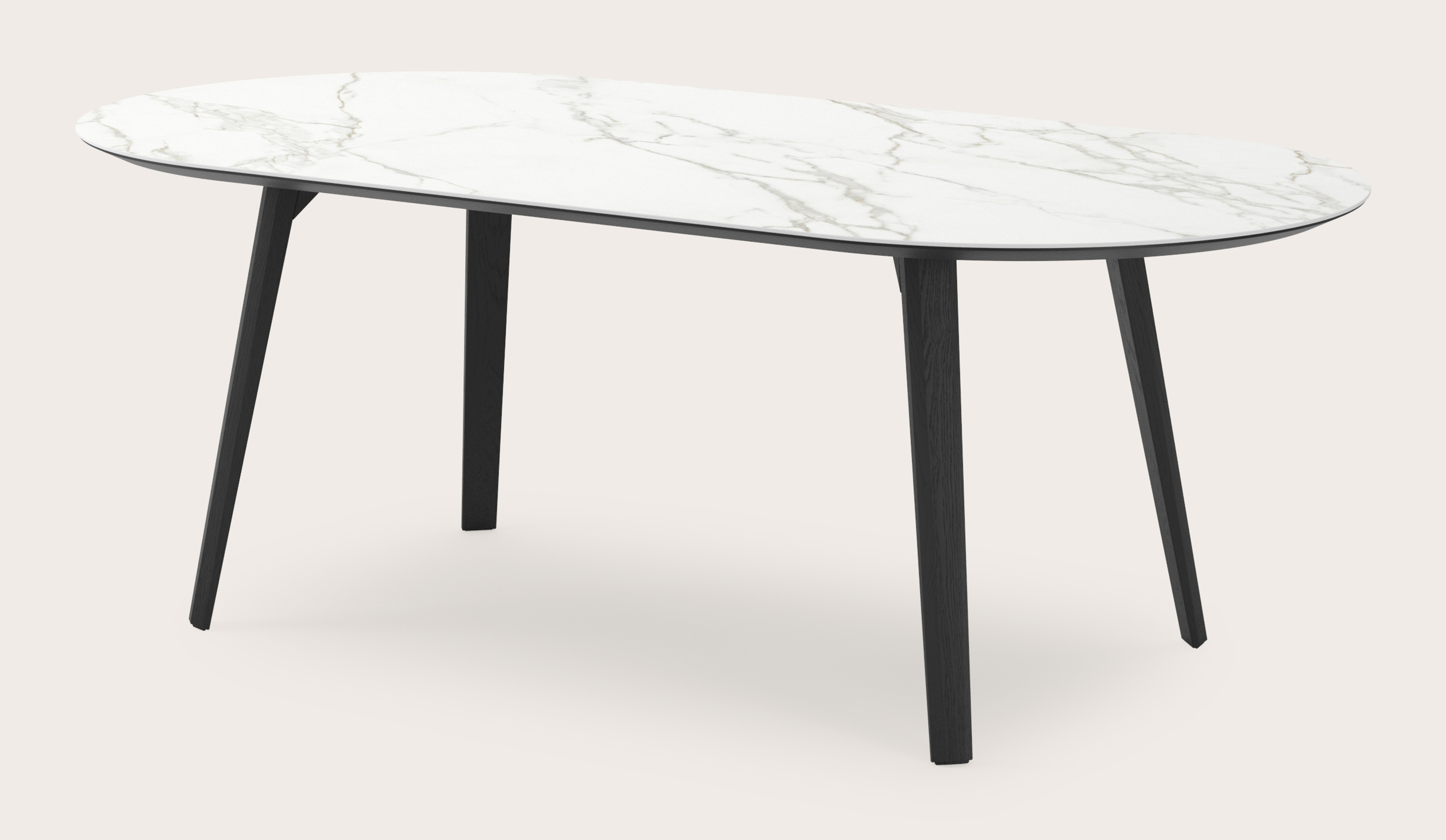 Eettafel Clino onderstel in zwarte eik met plat ovaal volkeramisch Ceramo blad in kleur Calacatta 220 x 110 x 77 cm