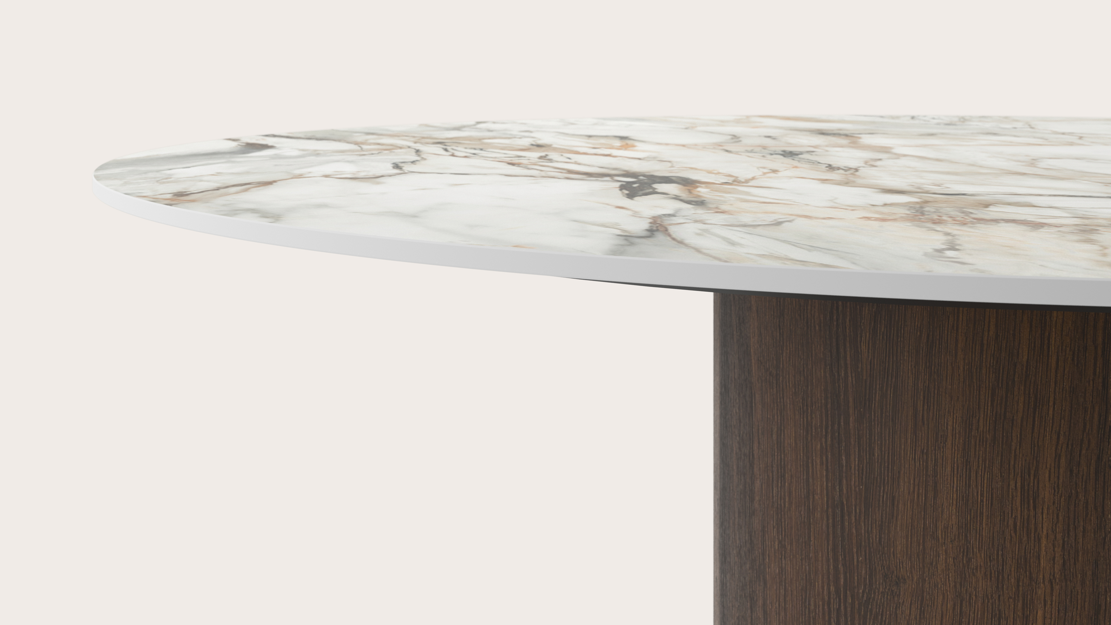 Eettafel low dining Amato Rondo onderstel in gerookte eik met rond volkeramisch Ceramo Lux blad in kleur Calacatta Luxe Ø150 x 69 cm
