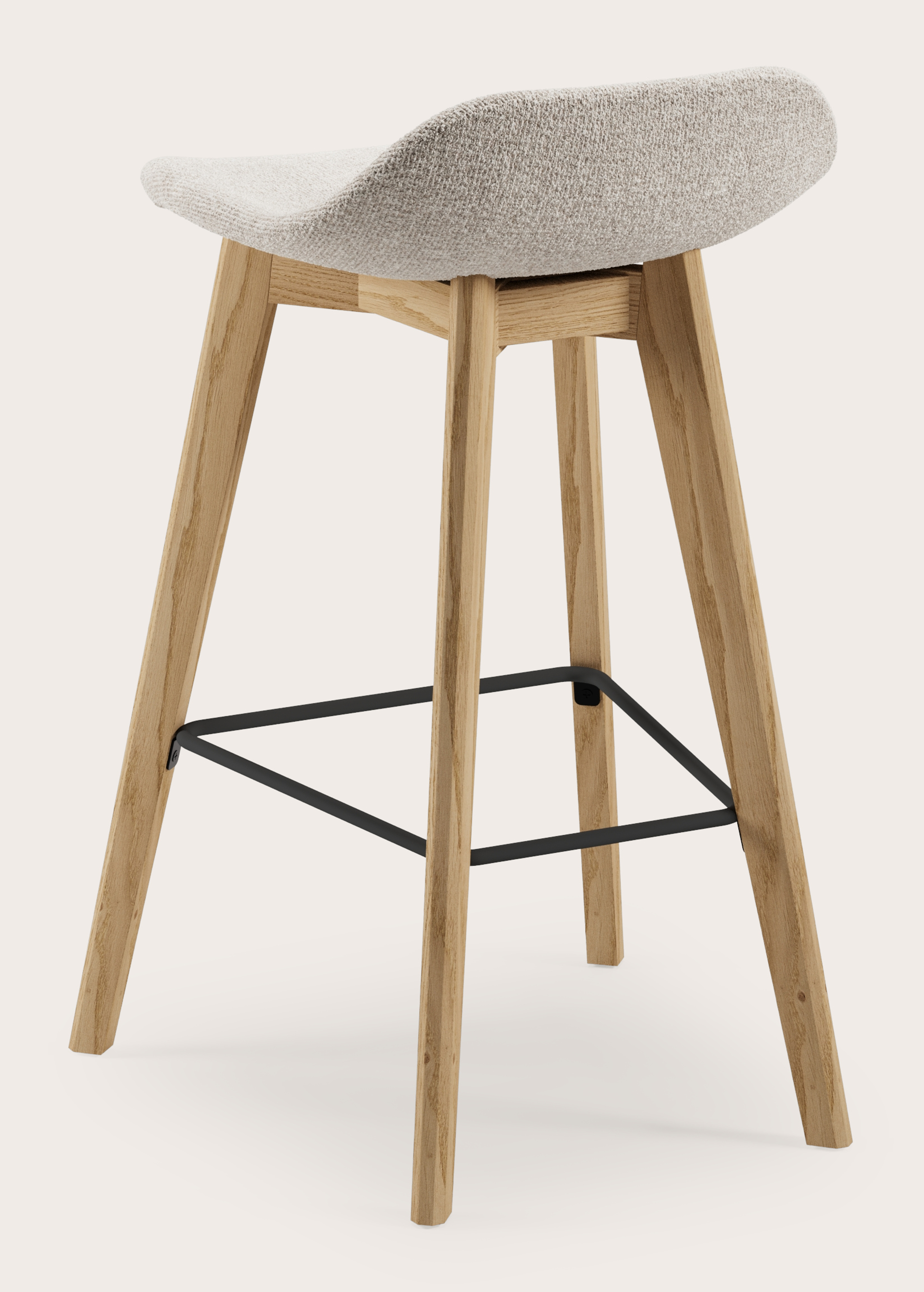 Vasco tabouret de bar basse en chêne couleur naturelle avec assise en Nova tissu Almond