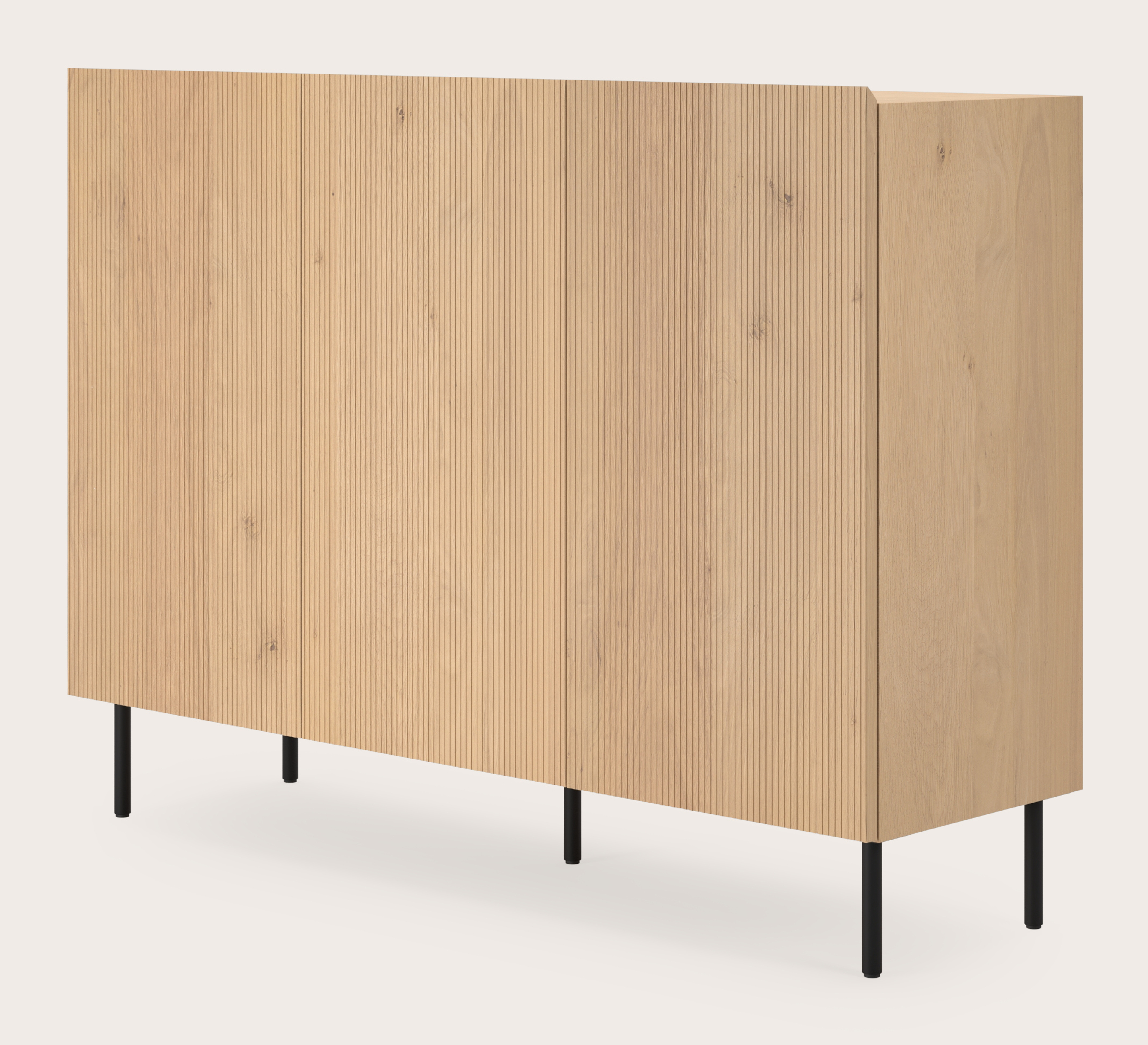 Grivolo hoge dressoir in natuurkleurige eik met ronde poten 149 x 45 cm