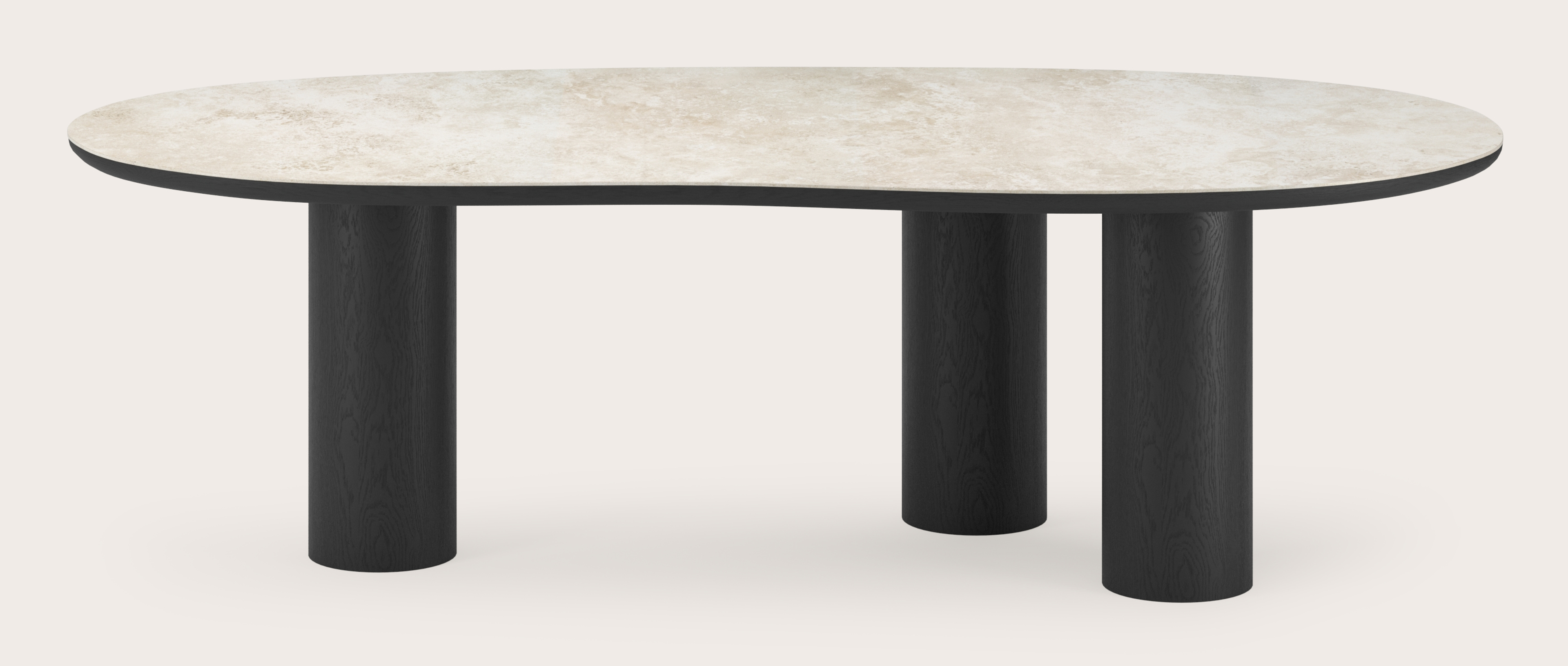 Eettafel Amato Rondo onderstel in zwarte eik met Blobvormig volkeramisch Ceramo blad in kleur Rapolano 260 x 117 x 77 cm