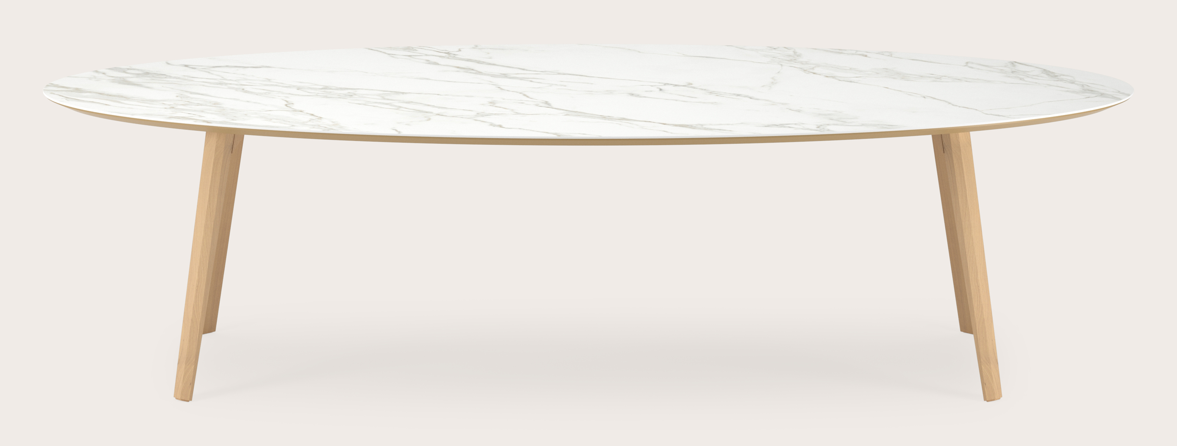 Eettafel Clino onderstel in natuurkleurige eik met ovaal volkeramisch Ceramo blad in kleur Calacatta 300 x 140 x 77 cm