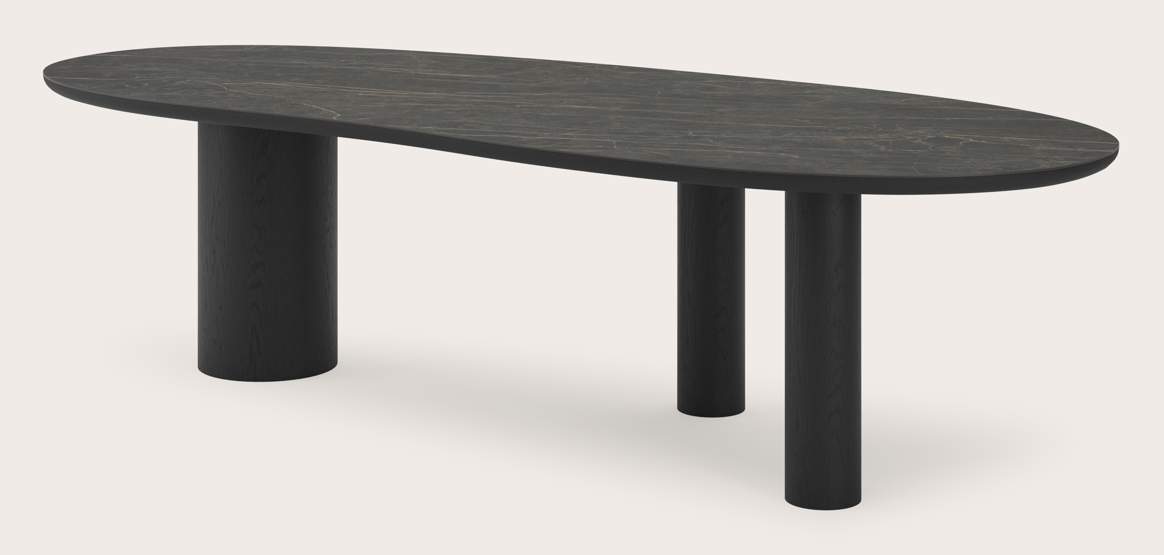Table de salle à manger Amato Rondo armature en chêne noir avec plateau Ceramo forme blob en céramique en couleur Black Obsession 300 x 122 x 77 cm