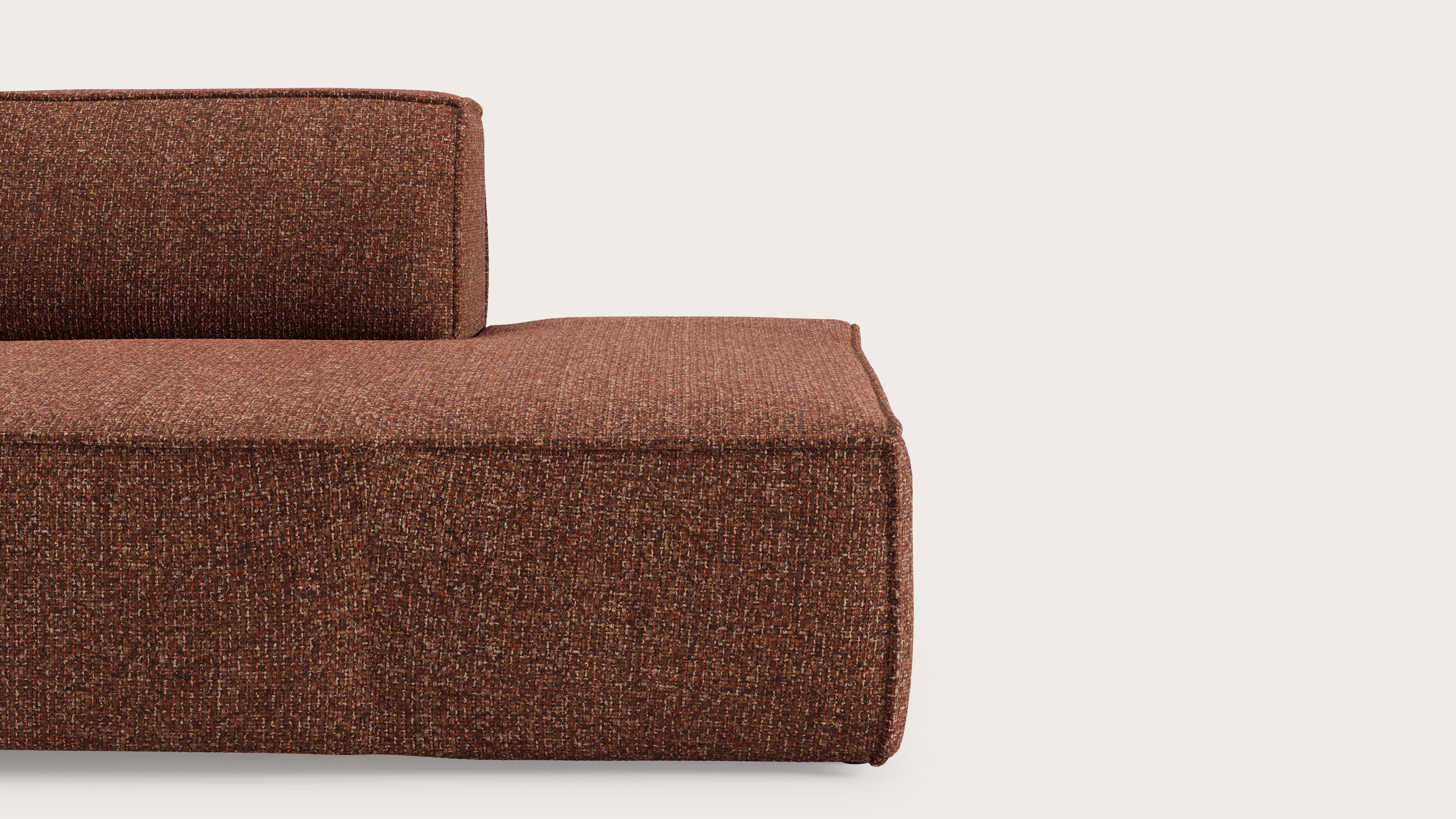 Isola canapé 3,5 places en Tessaro tissu Rust