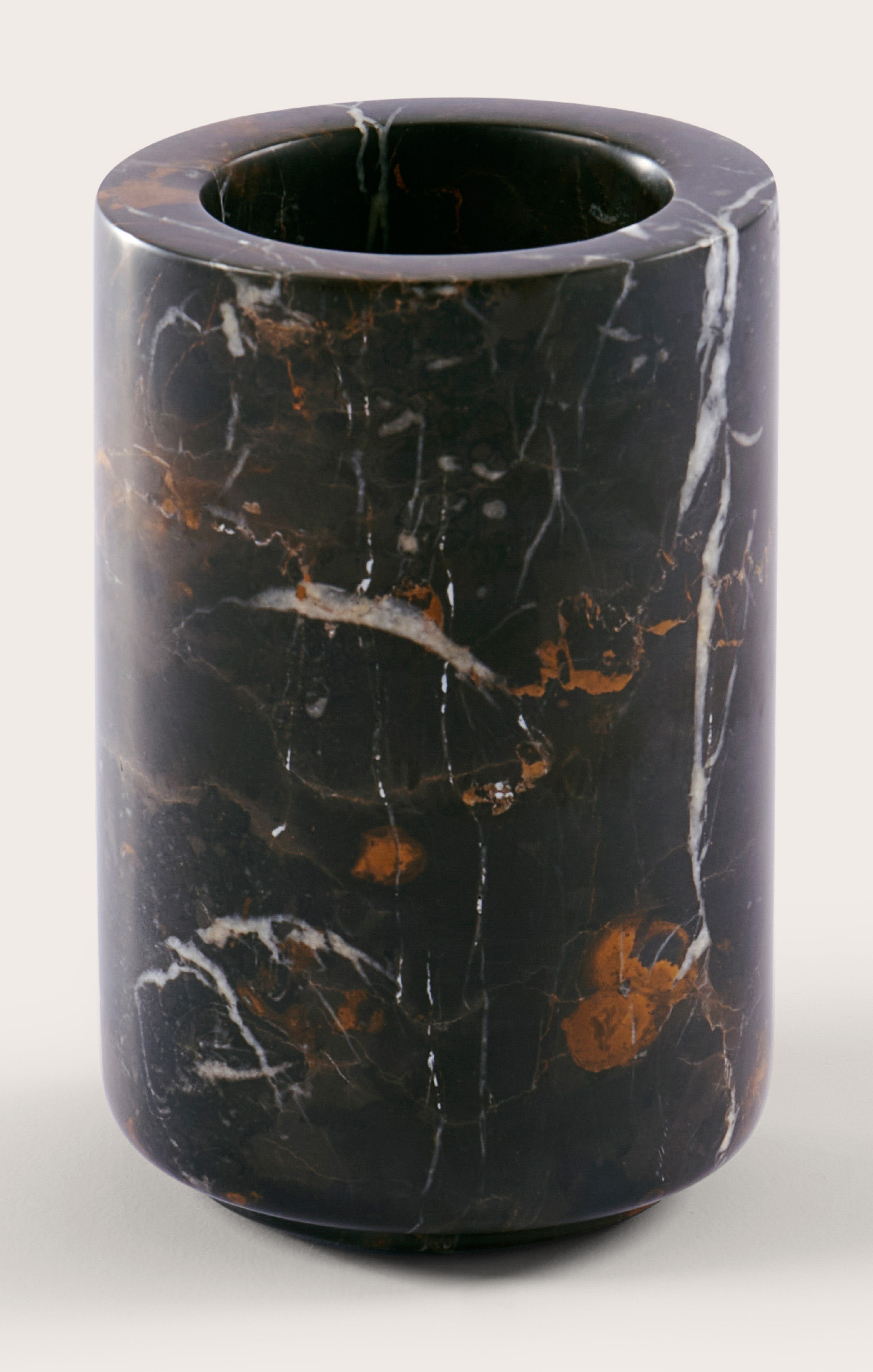 Pristine_vase