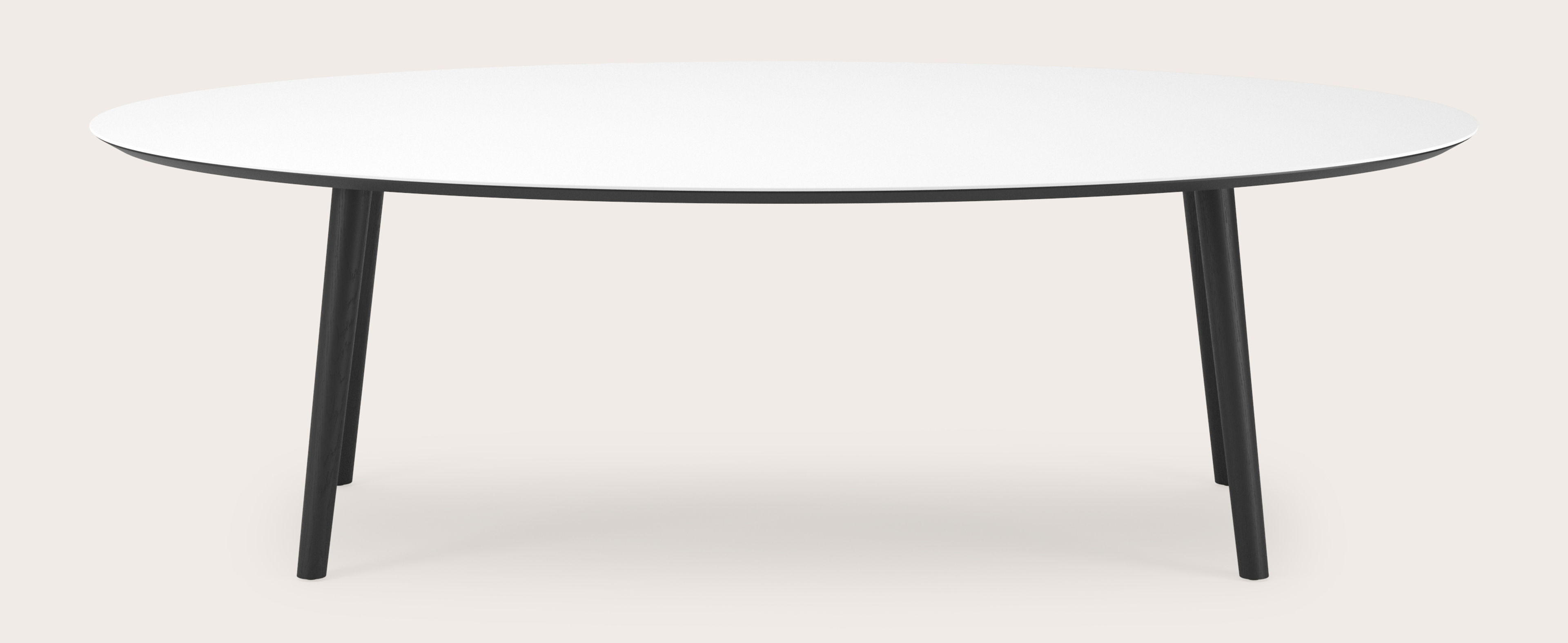 Eettafel Conico onderstel in zwarte eik met ovaal volkeramisch Ceramo blad in kleur Arctic White 260 x 130 x 76 cm