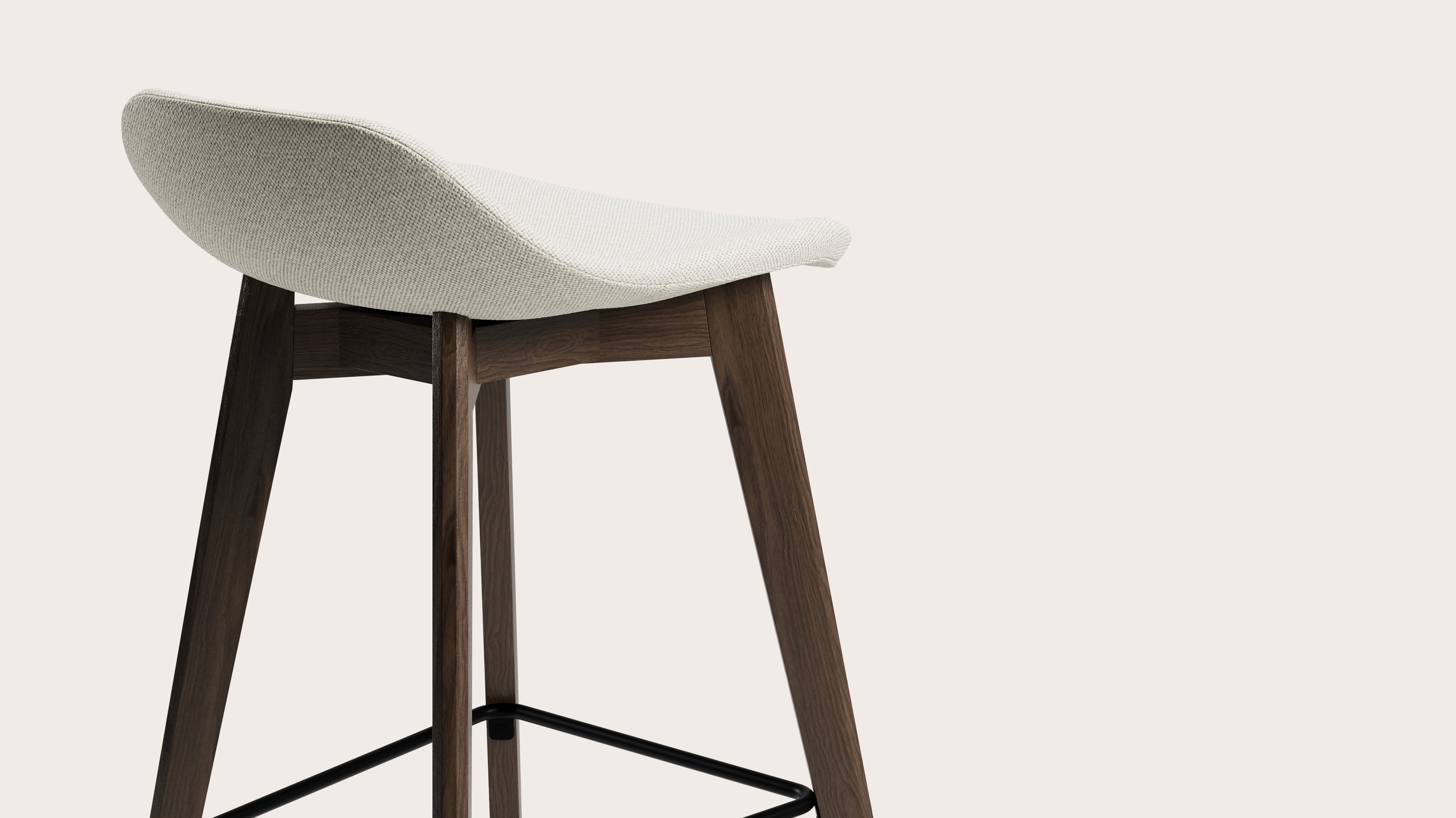 Vasco tabouret de bar haute chêne fumé avec assise en Brio tissu Linen