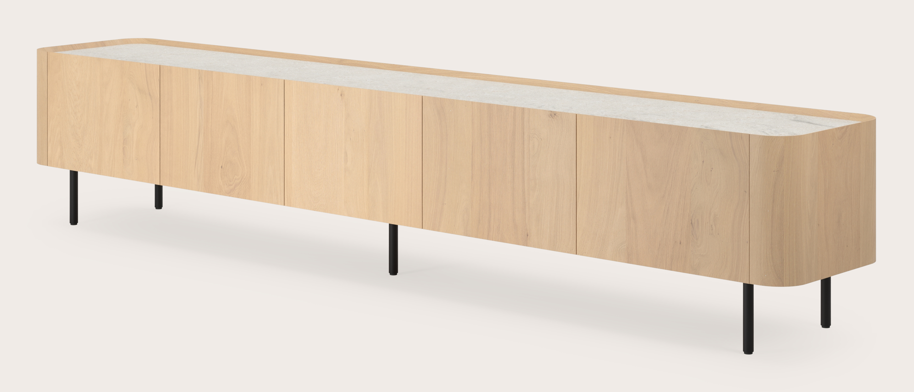 Meuble tv Curvato en chêne couleur naturelle avec pieds ronds en métal avec plateau Ceramo en céramique en couleur Shilin 269 x 45 x 52 cm