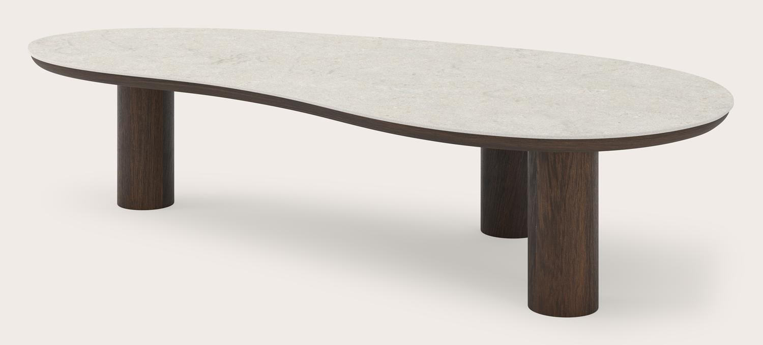 Salontafel Amato Rondo XSmall onderstel in gerookte eik met blobvormig volkeramisch Ceramo blad in kleur Shilin 157 x 80 x 34 cm