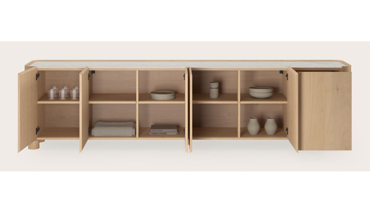 Buffet Curvato en chêne couleur naturelle avec pieds ronds en bois avec plateau Ceramo en céramique en couleur Shilin 294 x 45 x 76 cm
