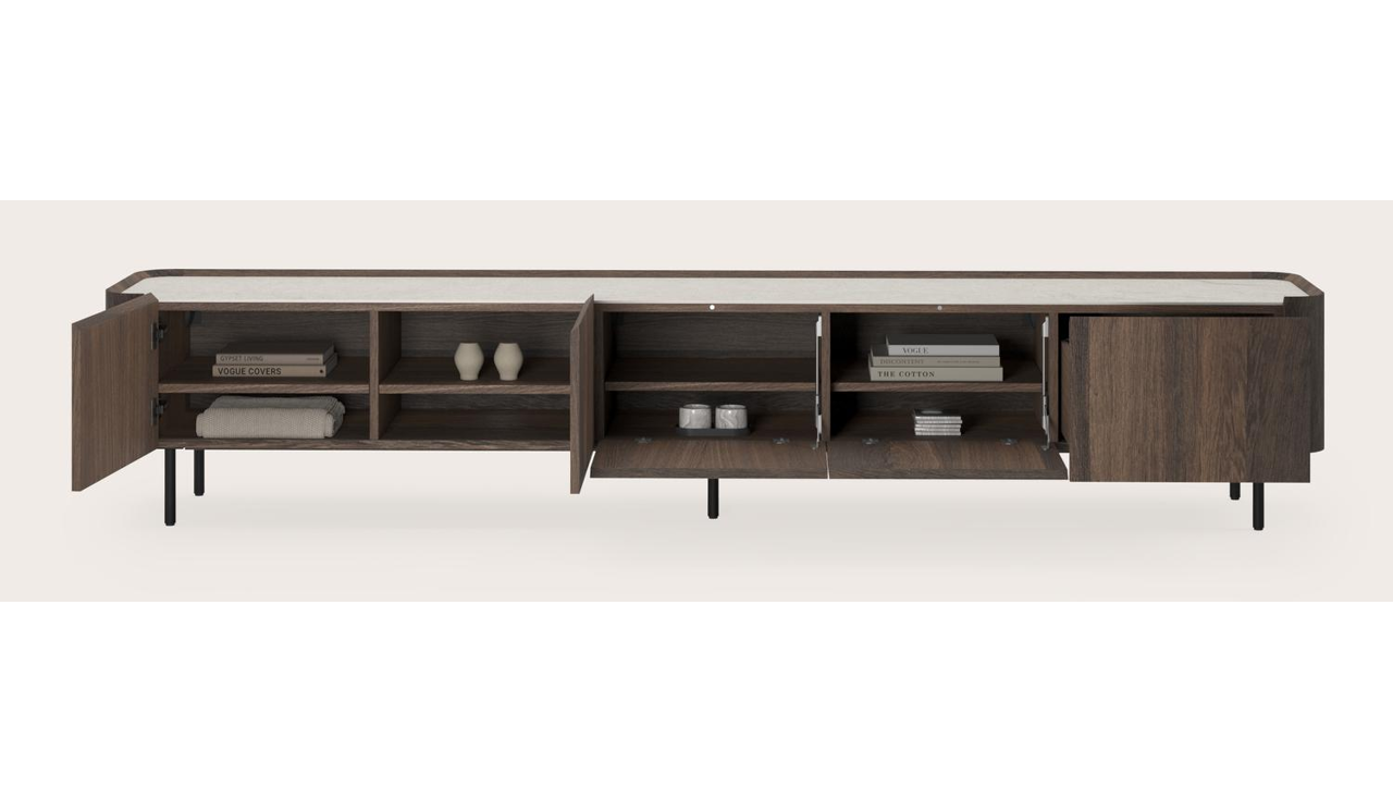 Curvato tv-meubel in gerookte eik met ronde metalen poten met volkeramisch Ceramo blad in kleur Shilin 269 x 45 x 52 cm