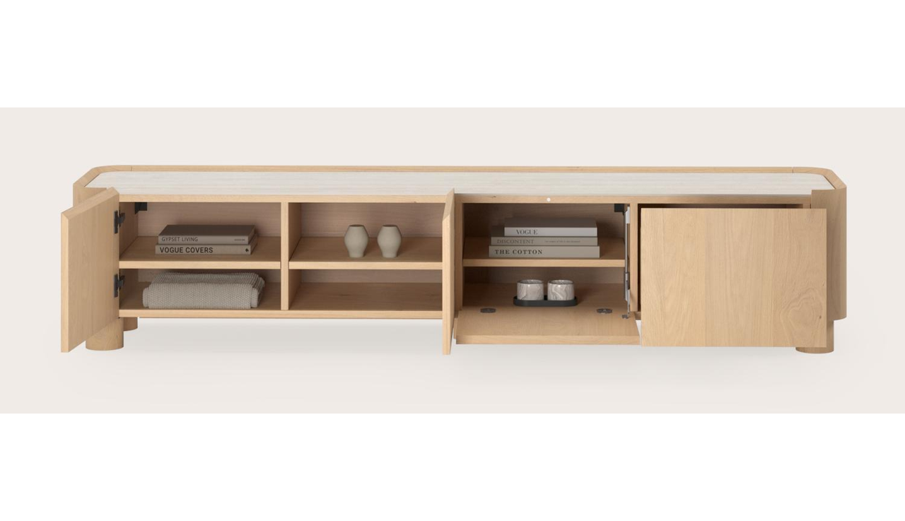 Curvato tv-meubel in natuurkleurige eik met ronde houten poten met volkeramisch Ceramo blad in kleur Travertino Bianco 203 x 45 x 44 cm