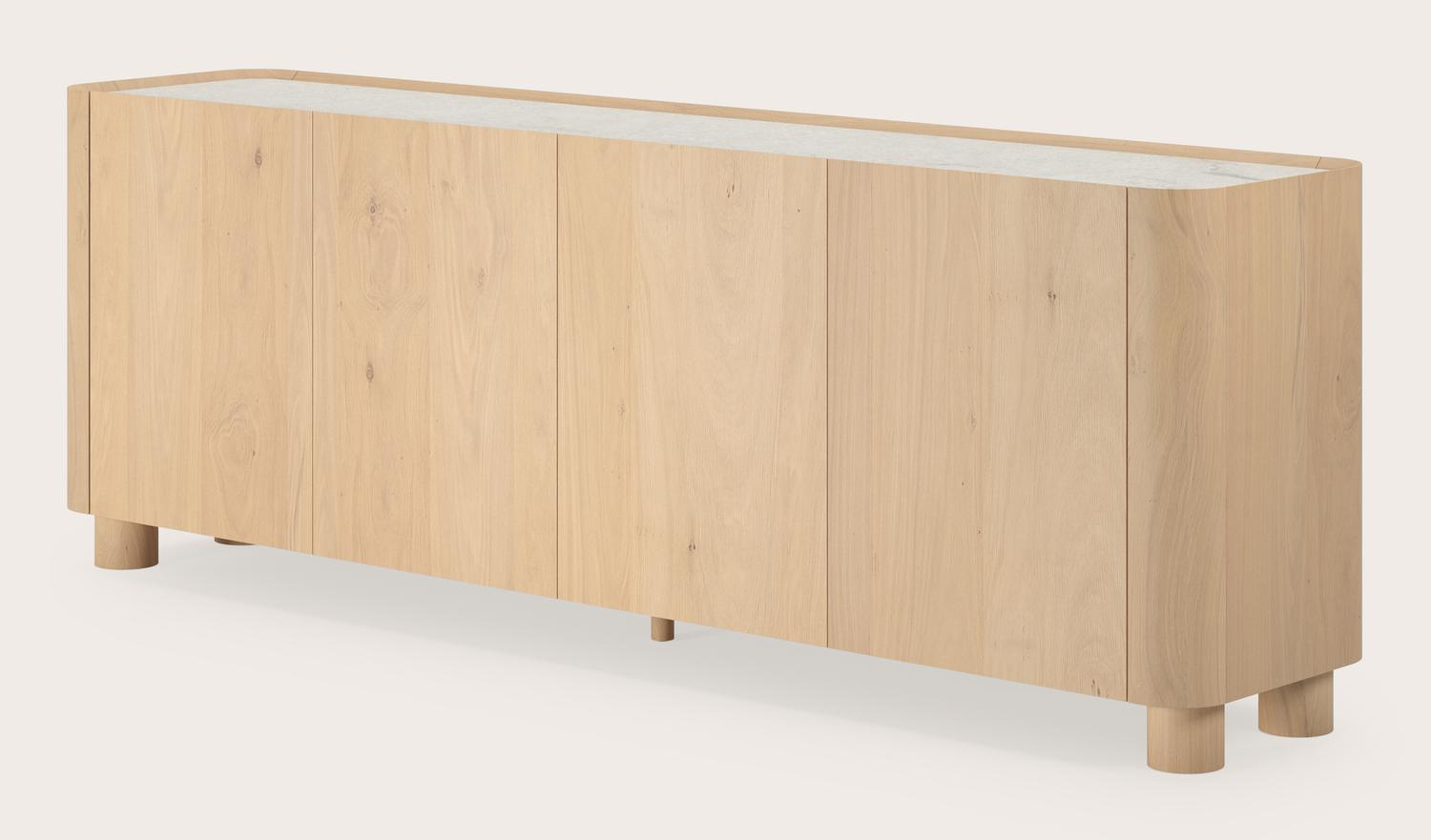 Buffet Curvato en chêne couleur naturelle avec pieds ronds en bois avec plateau Ceramo en céramique en couleur Shilin 219 x 45 x 76 cm