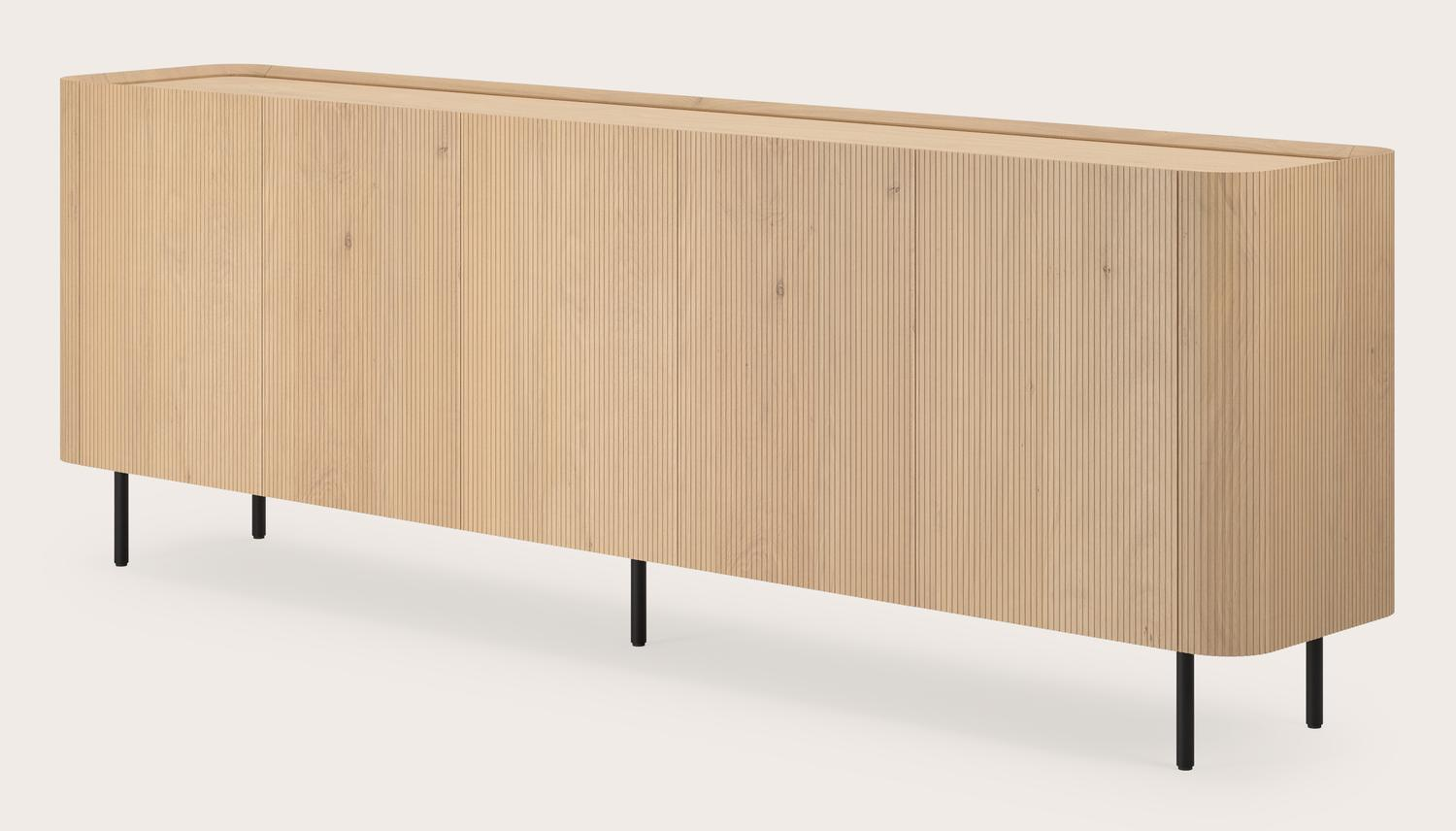 Grivato dressoir in natuurkleurige eik met ronde poten 249 x 45 cm