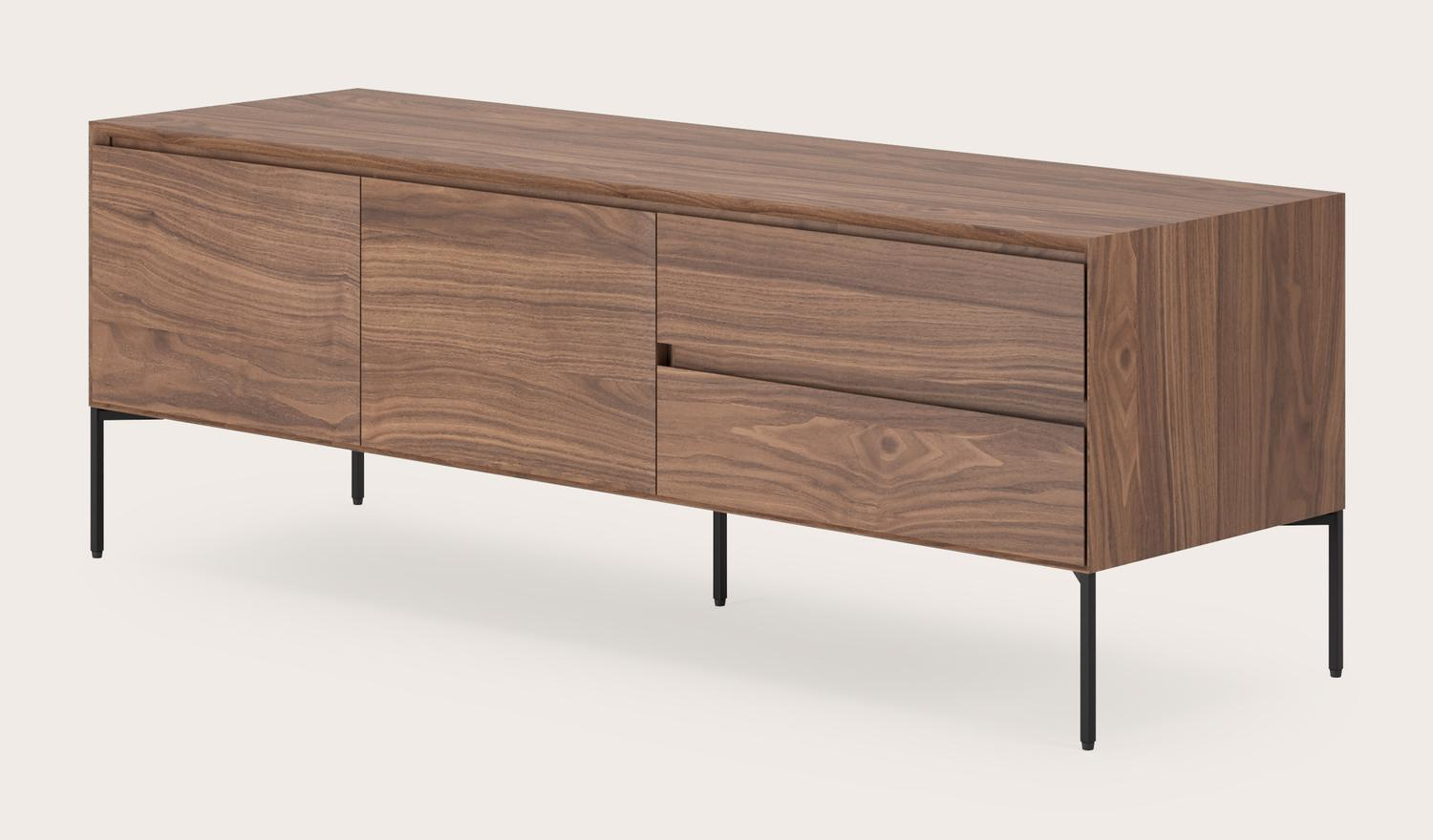Arno tv-meubel in walnoot met vierkante poten 150 x 45 cm